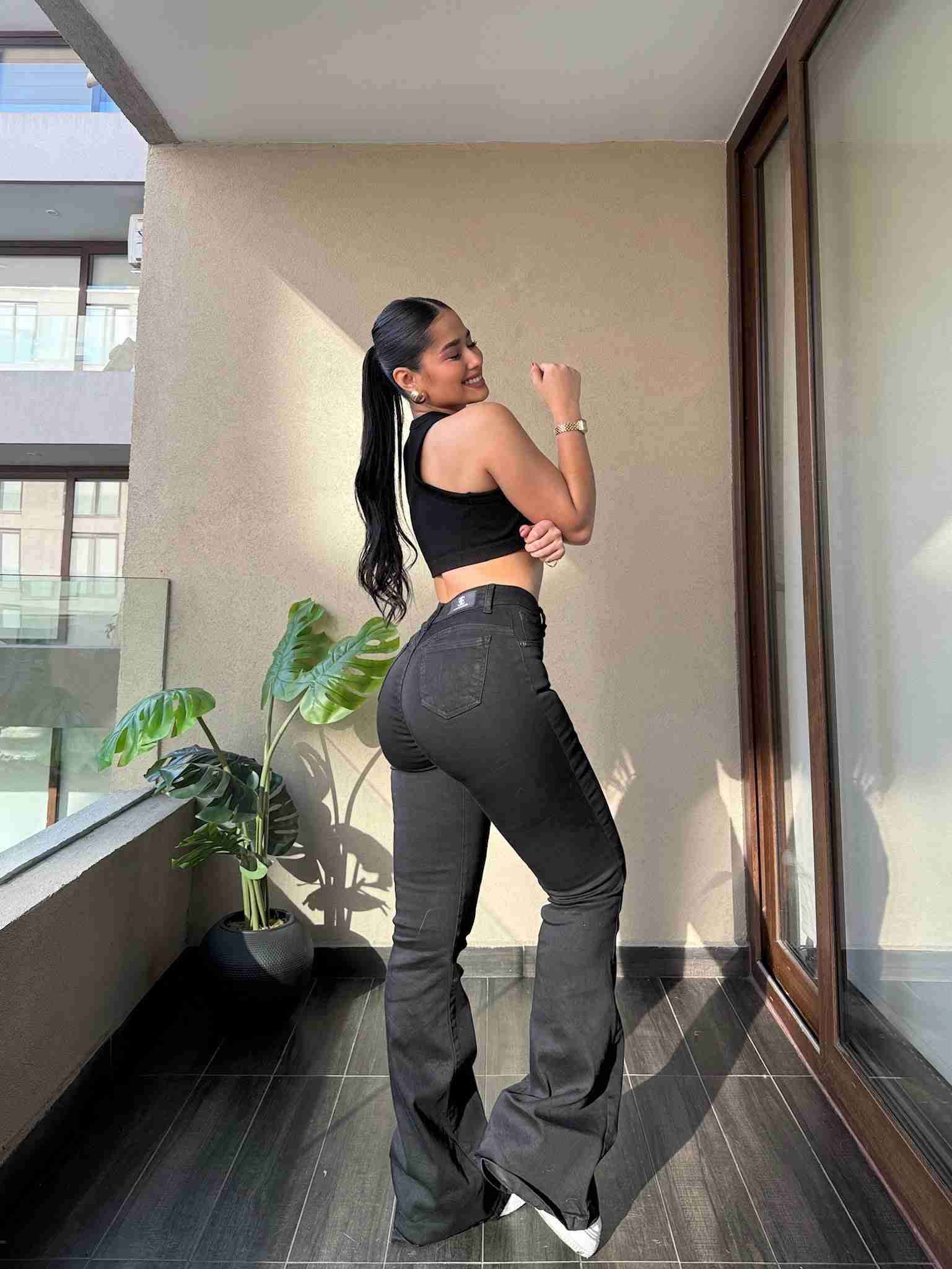 Jeans oscuros Zara Flare - miniatura 2