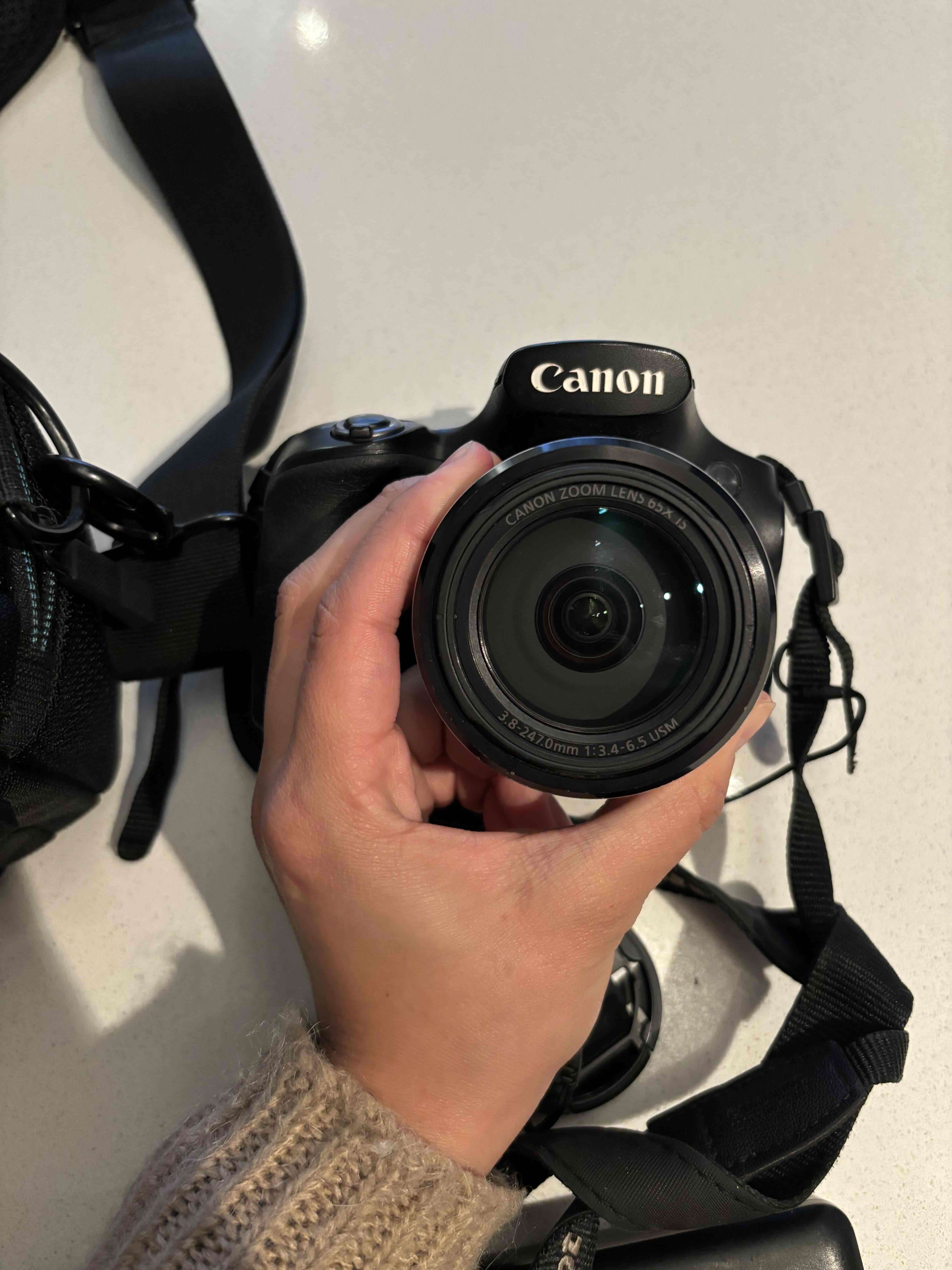 Cámara Canon PowerShot con bolso - miniatura 5