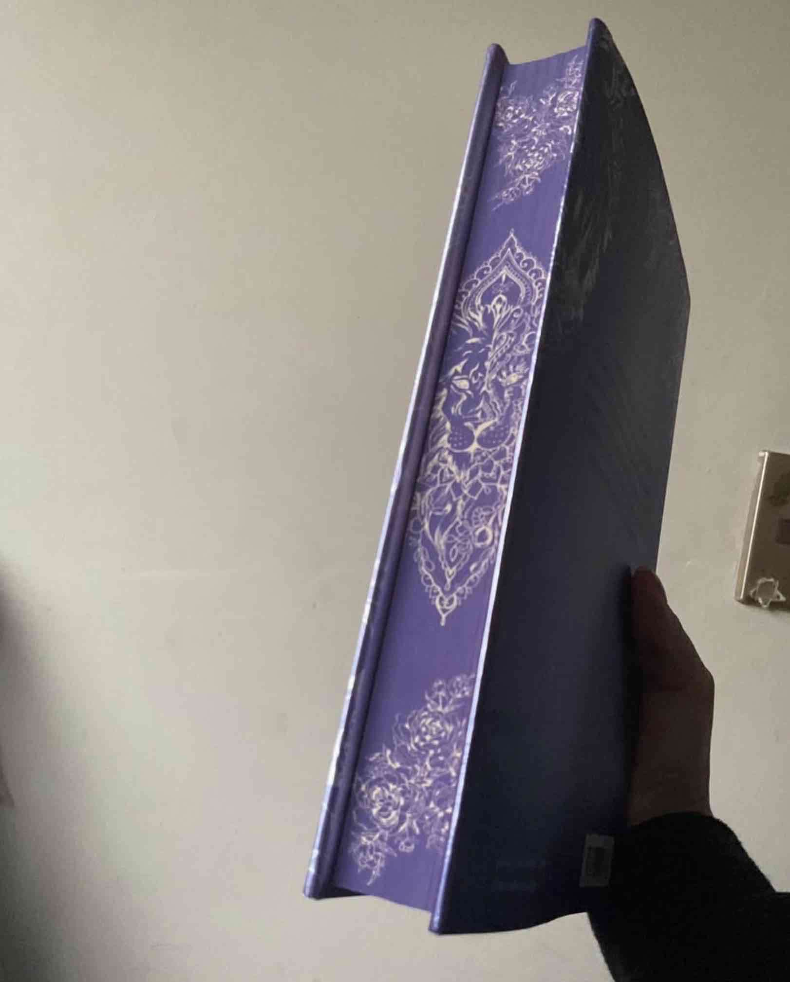 Libro 'Rey de la Soberbia' Ana Huang Tapa dura - miniatura 3