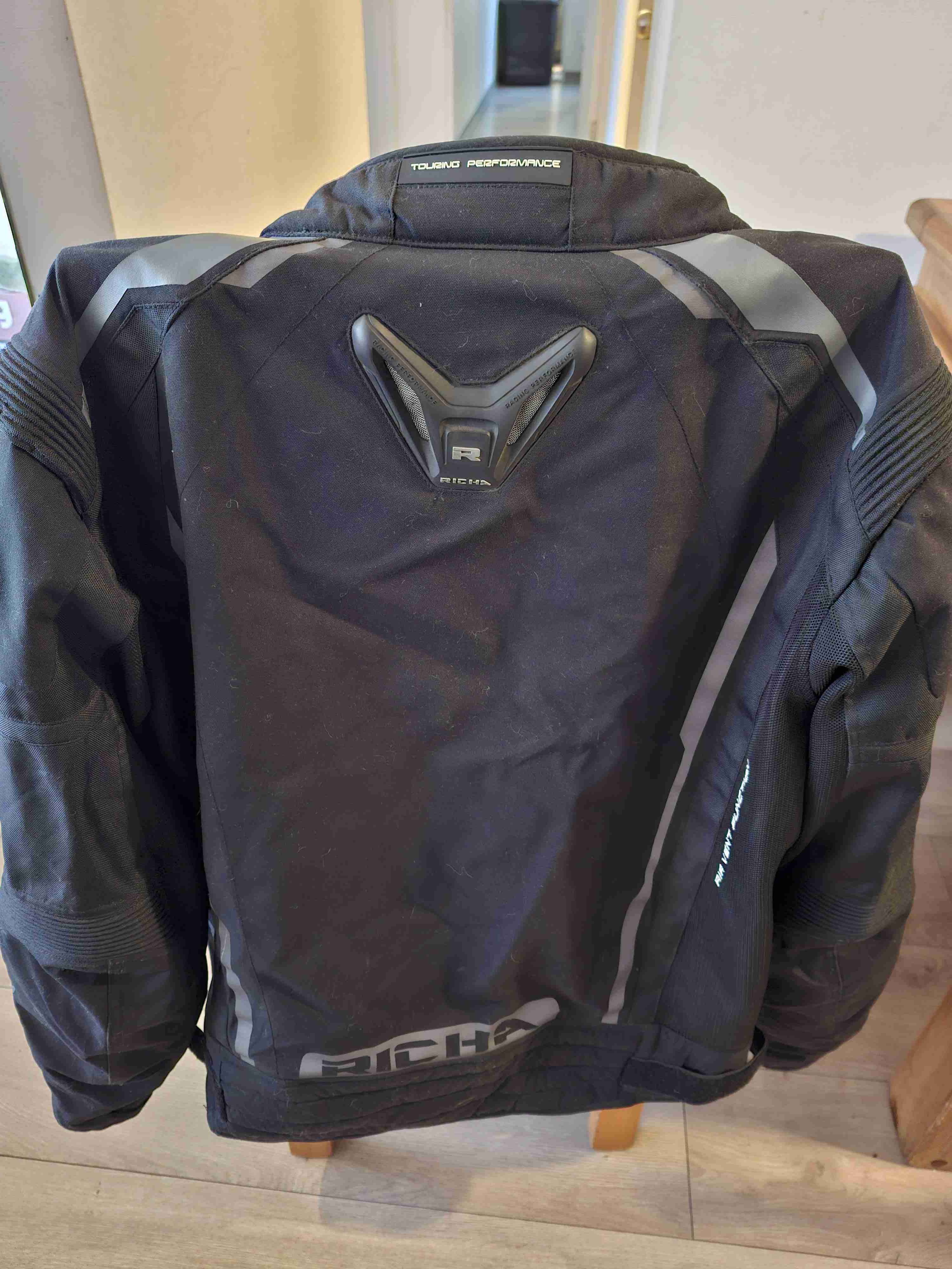 Chaqueta de moto negra - miniatura 2