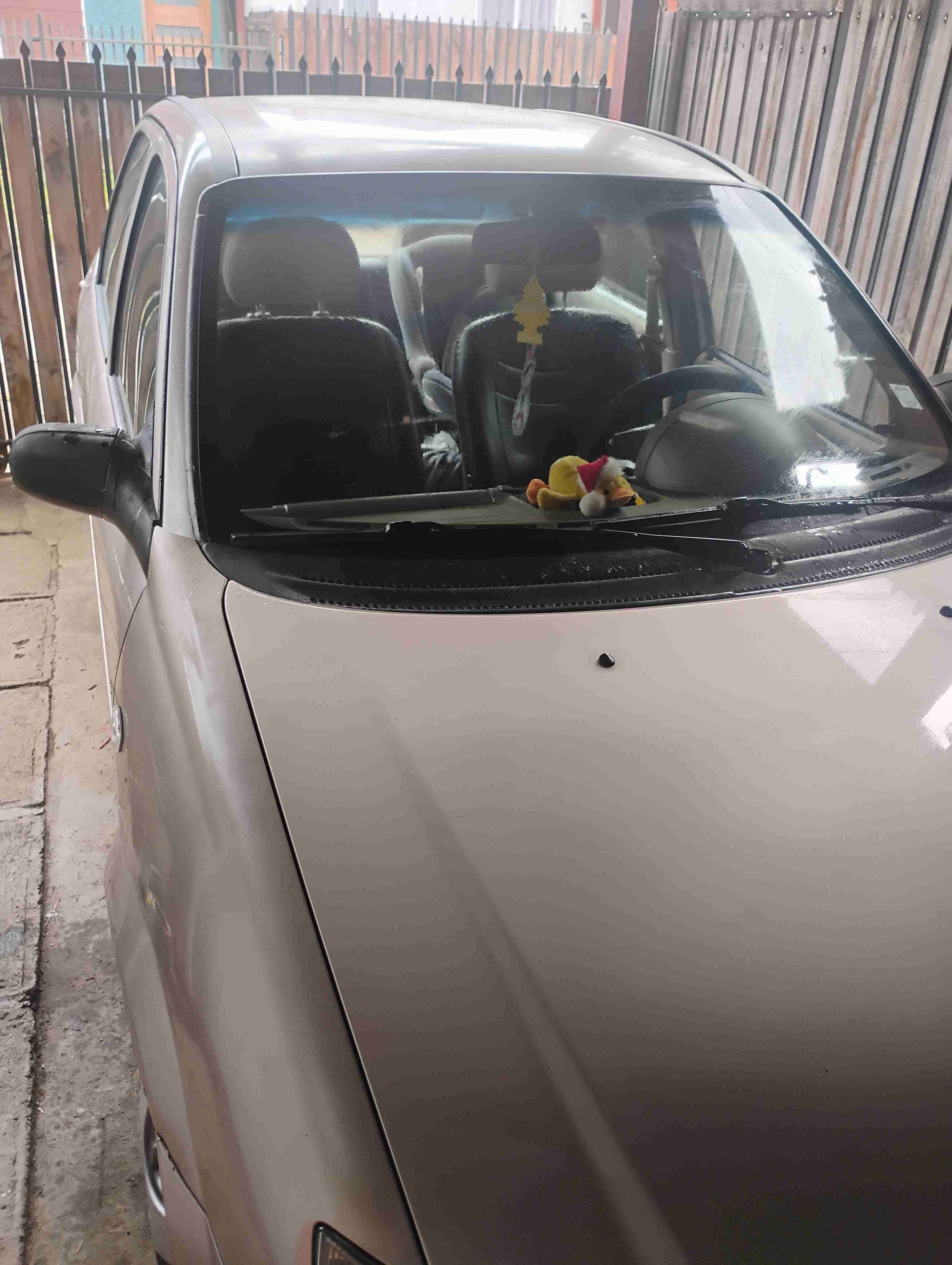 Auto usado en buen estado - miniatura 6