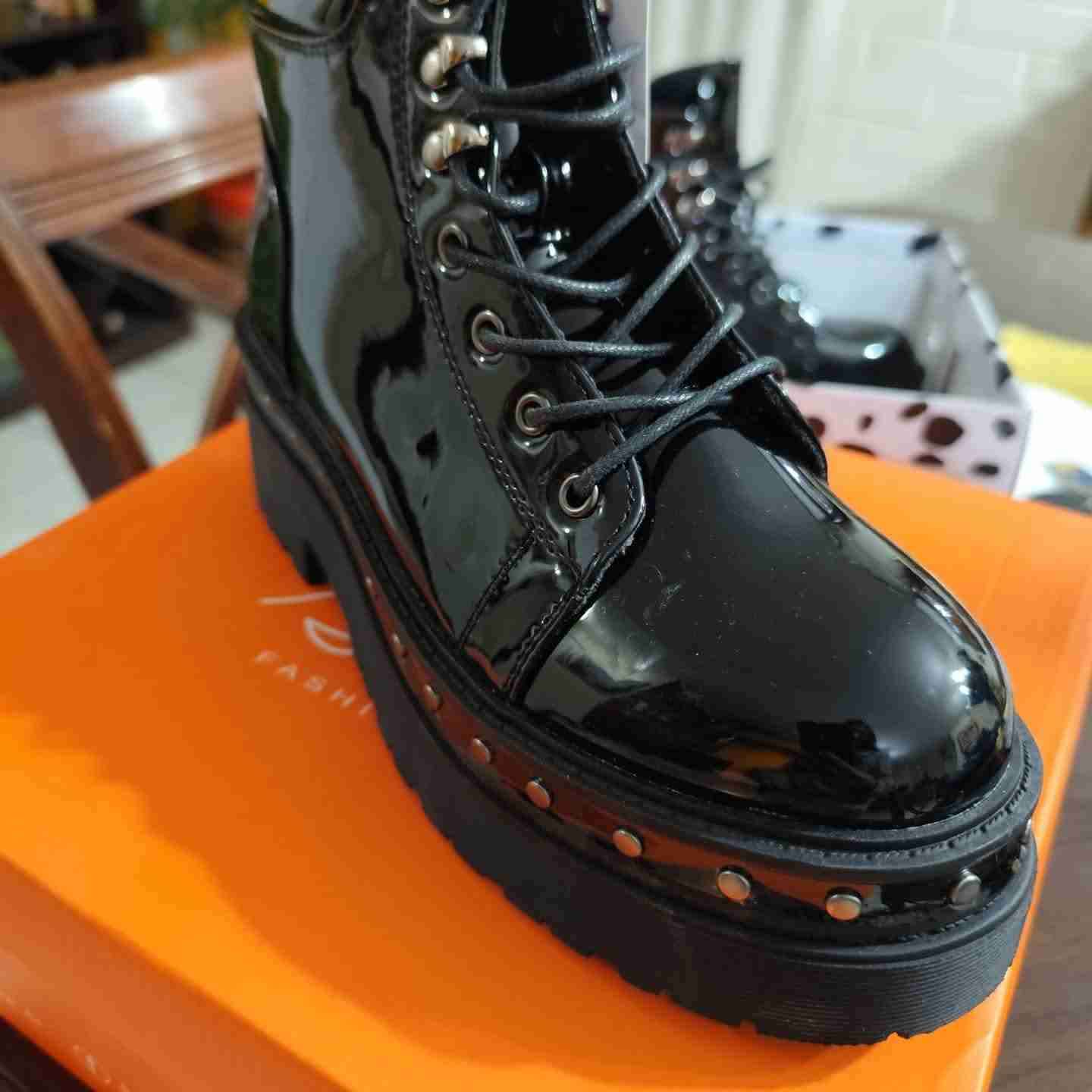 Botines de charol negro - miniatura 2