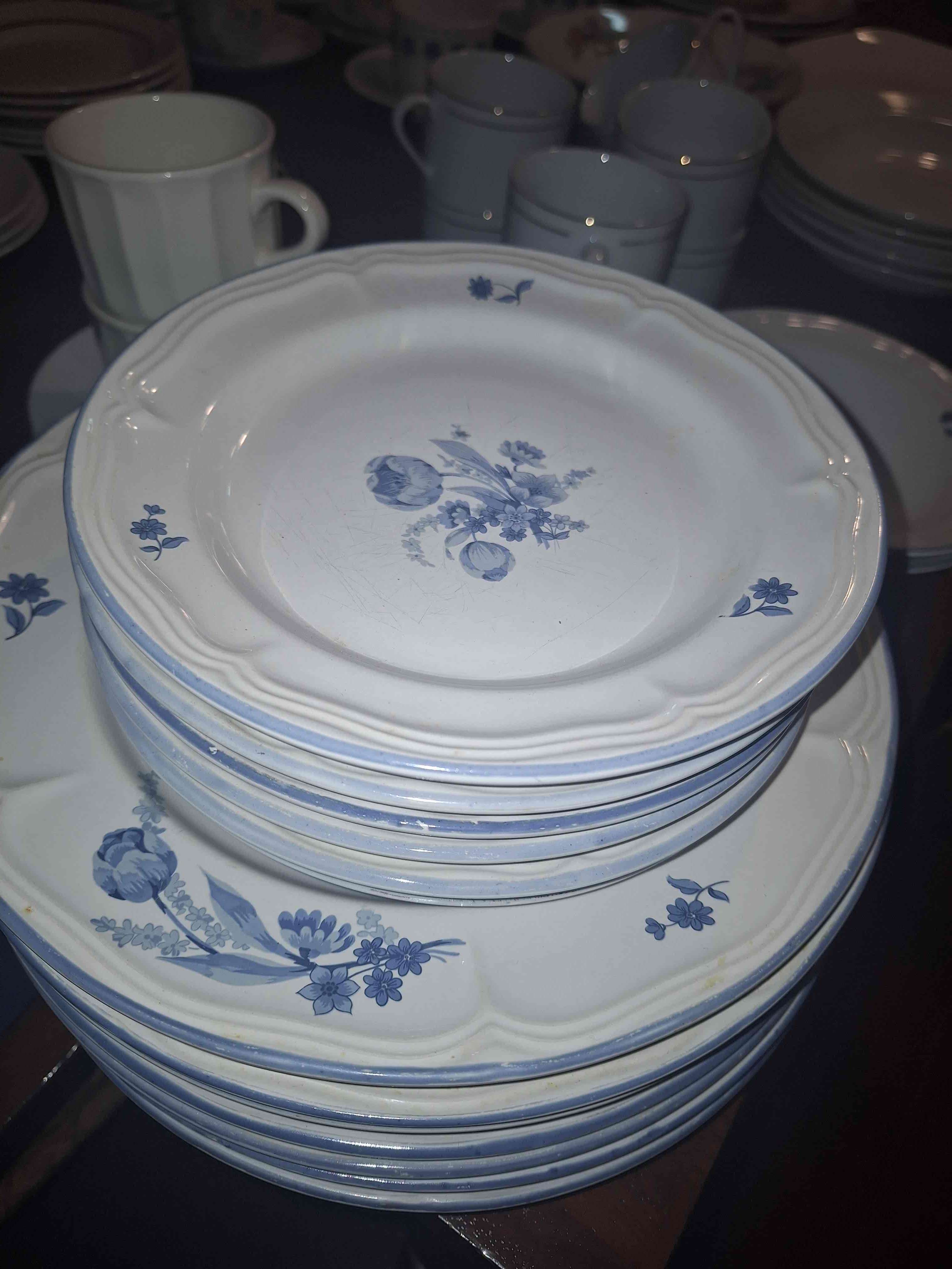 Antiguos platos jardín Bleu 1980