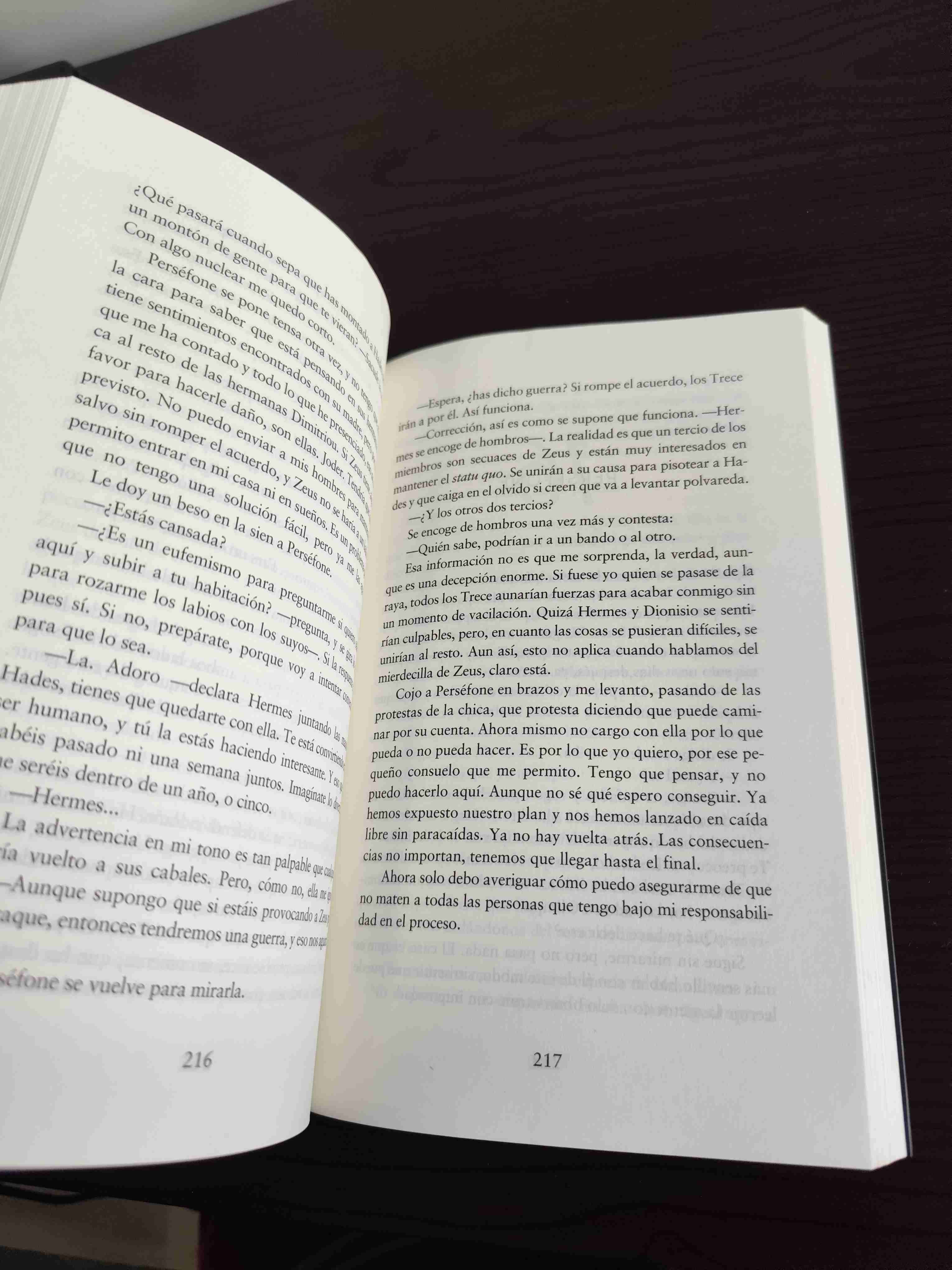 Libro original - Dioses de Neón - Katee Robert - miniatura 3