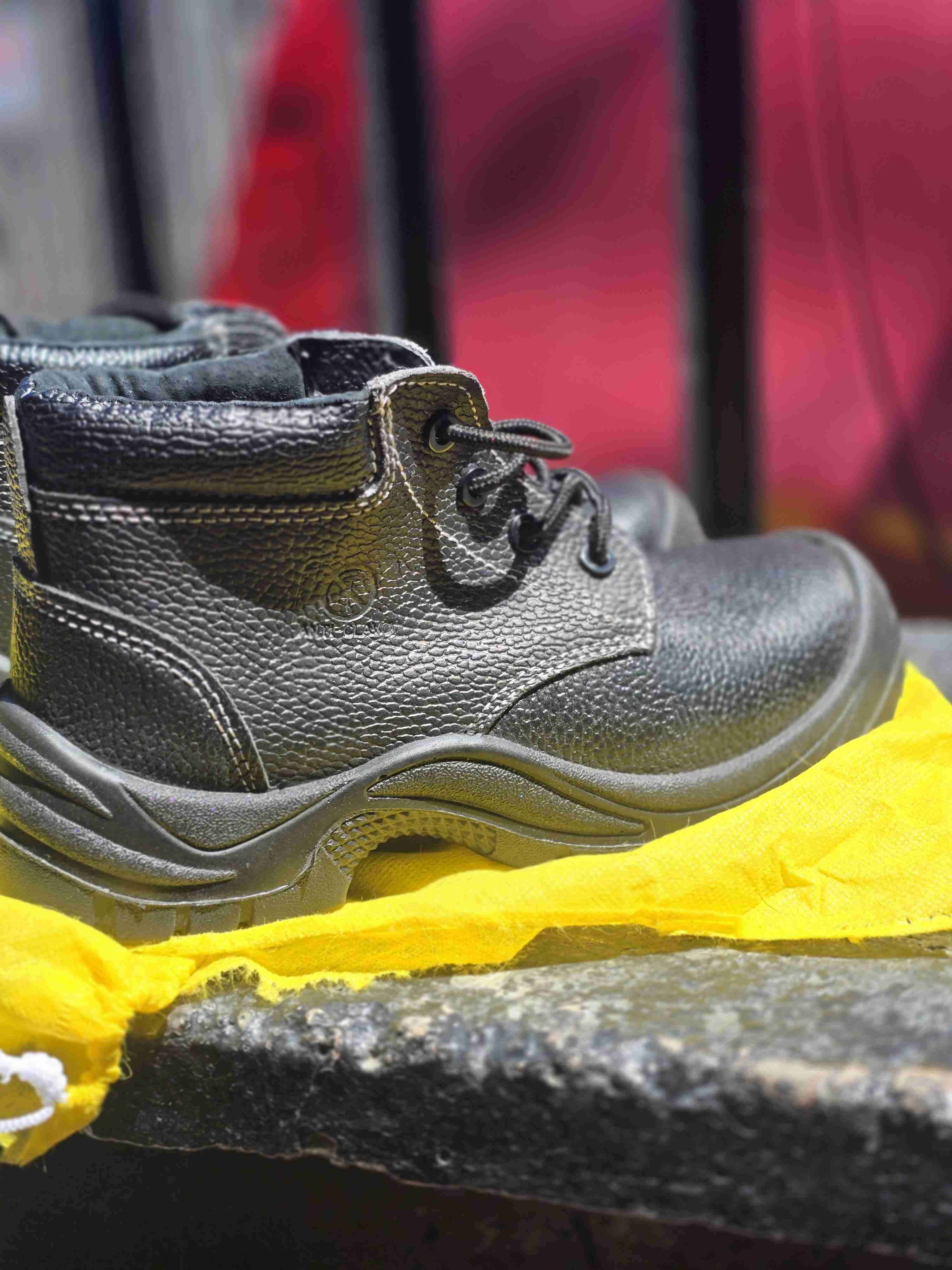 Botas de seguridad negras - miniatura 1