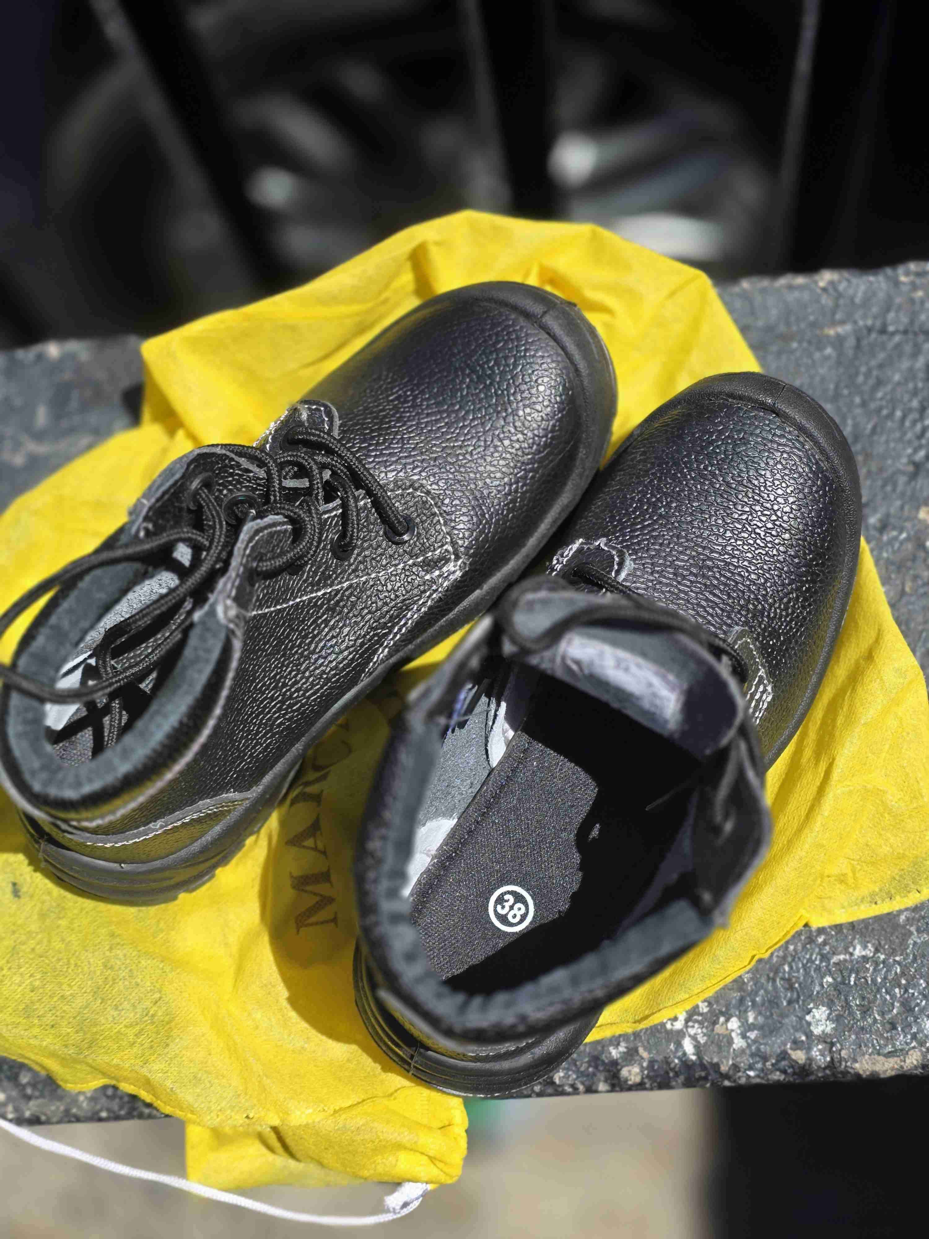 Botas de seguridad negras - miniatura 4