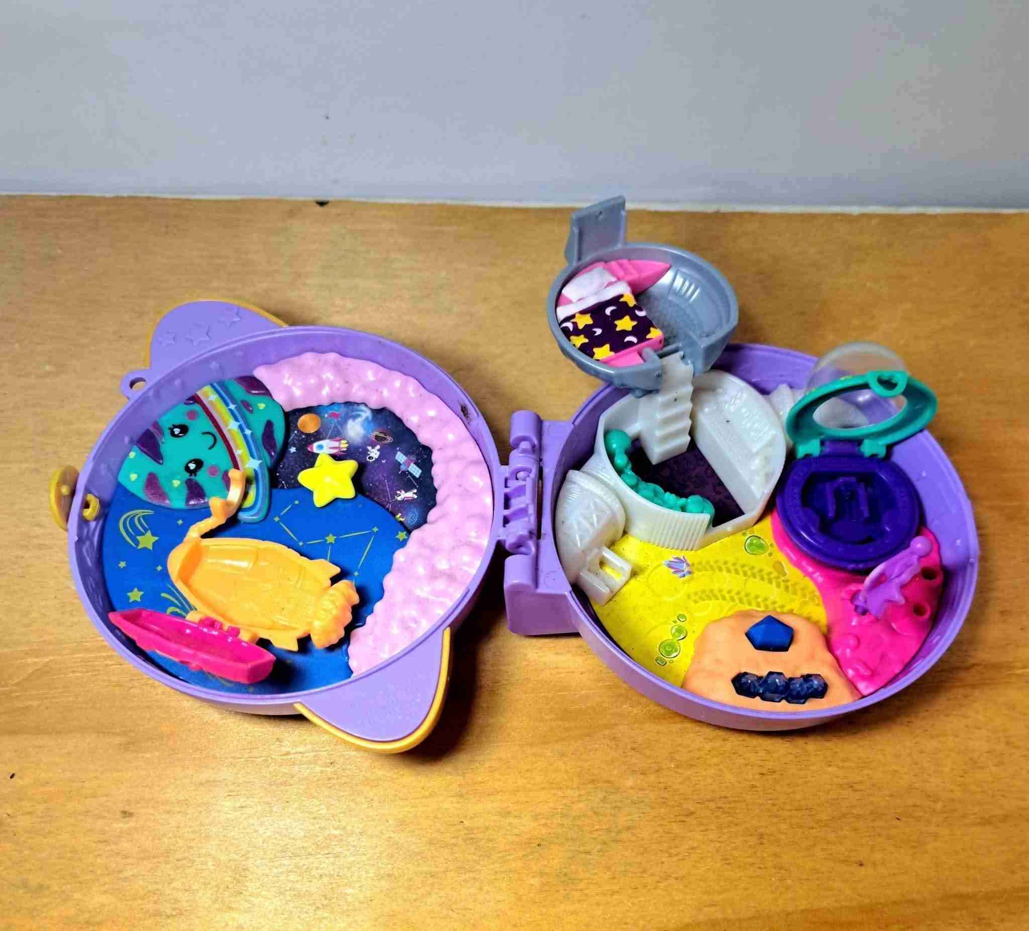 Mini mundo Polly Pocket aventura espacial - miniatura 2