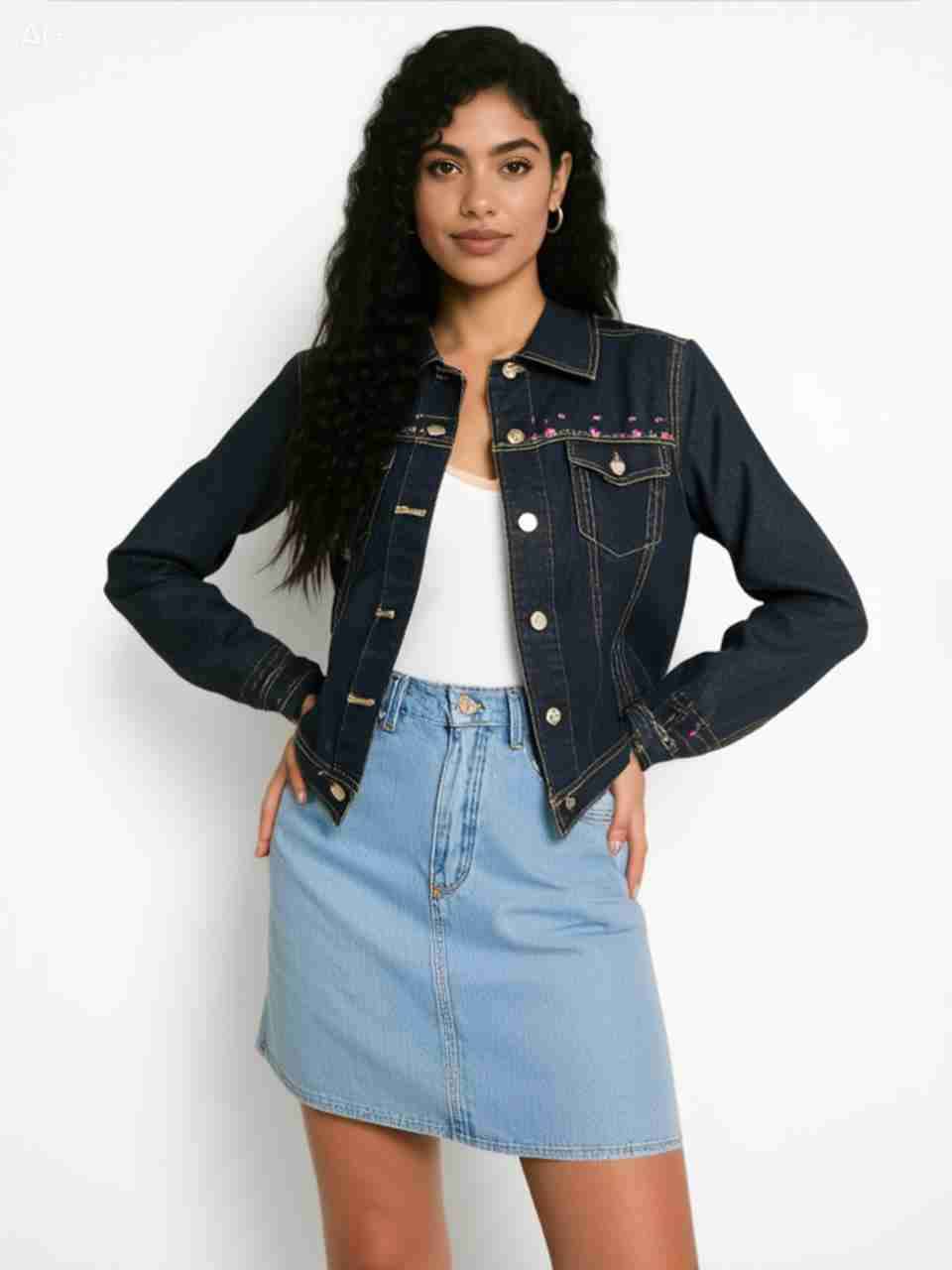 Chaqueta de mezclilla negra con flores pintadas - miniatura 1