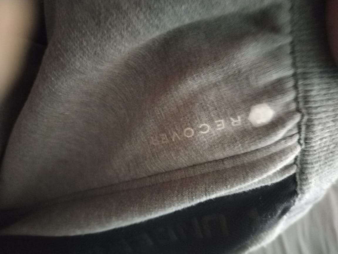 Pantalón  Universidad Católica (UC) Talla M - miniatura 4