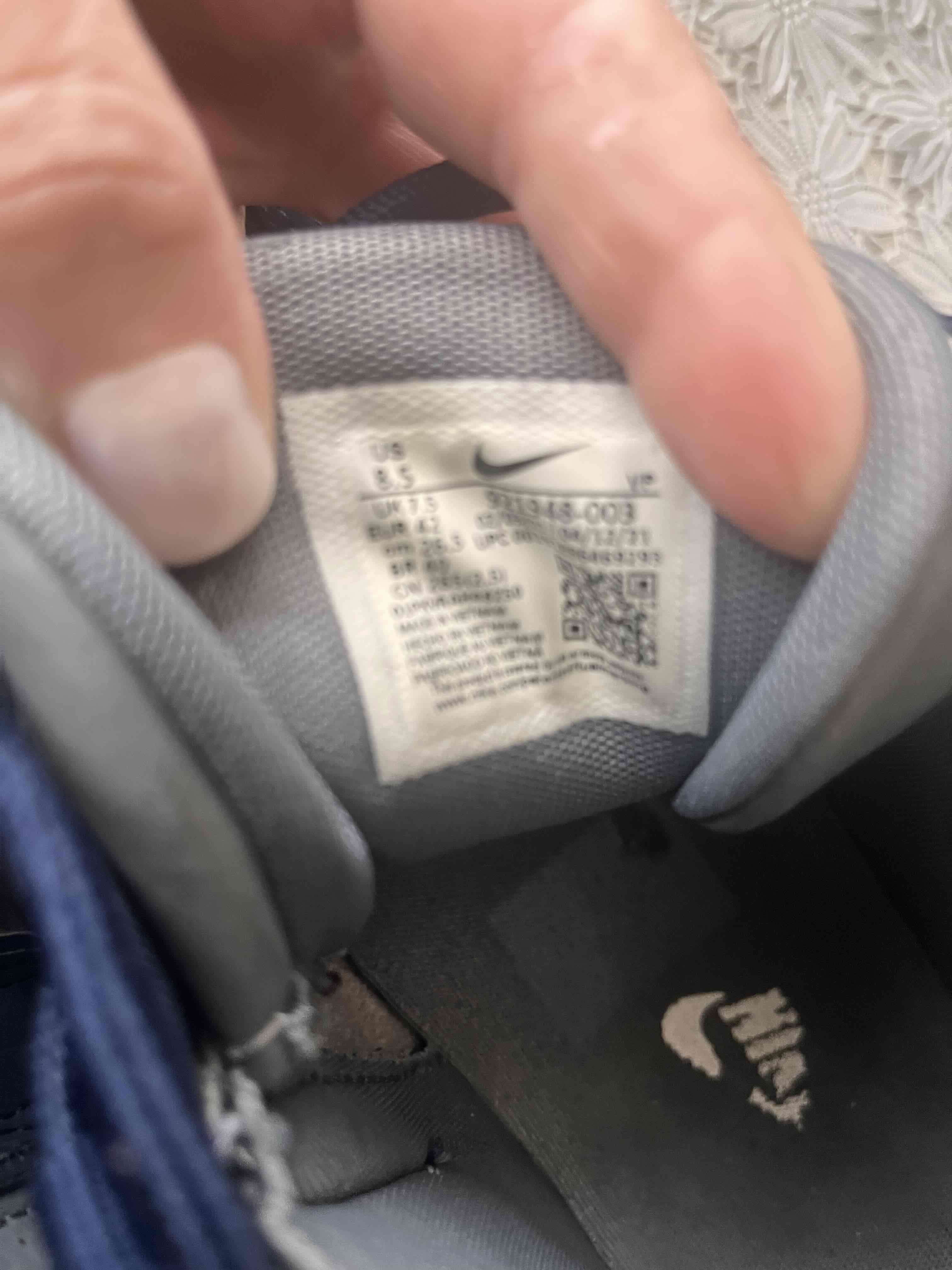 Zapatillas deportivas Nike grises - miniatura 4