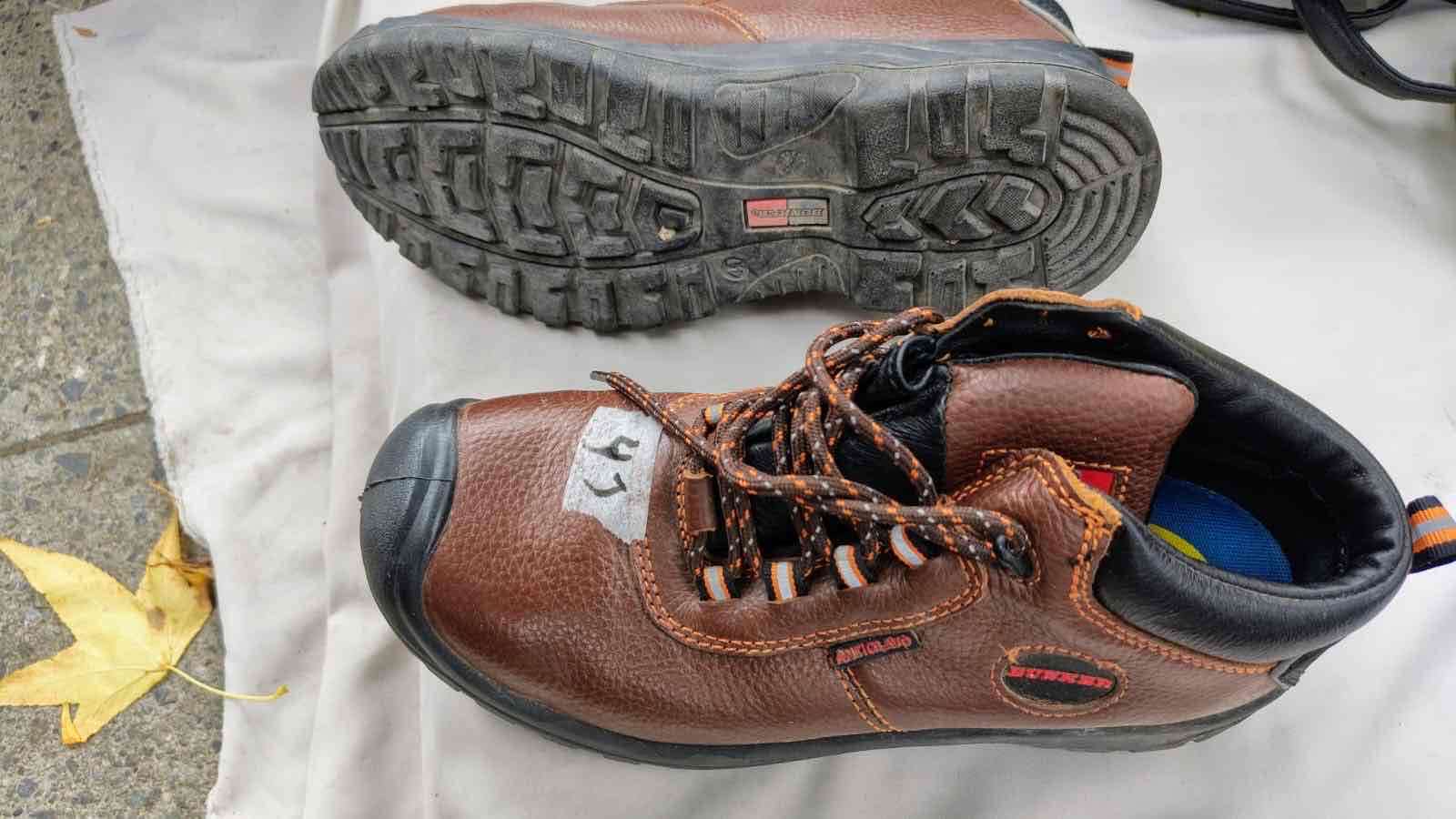 Bototos de seguridad marrones - miniatura 1