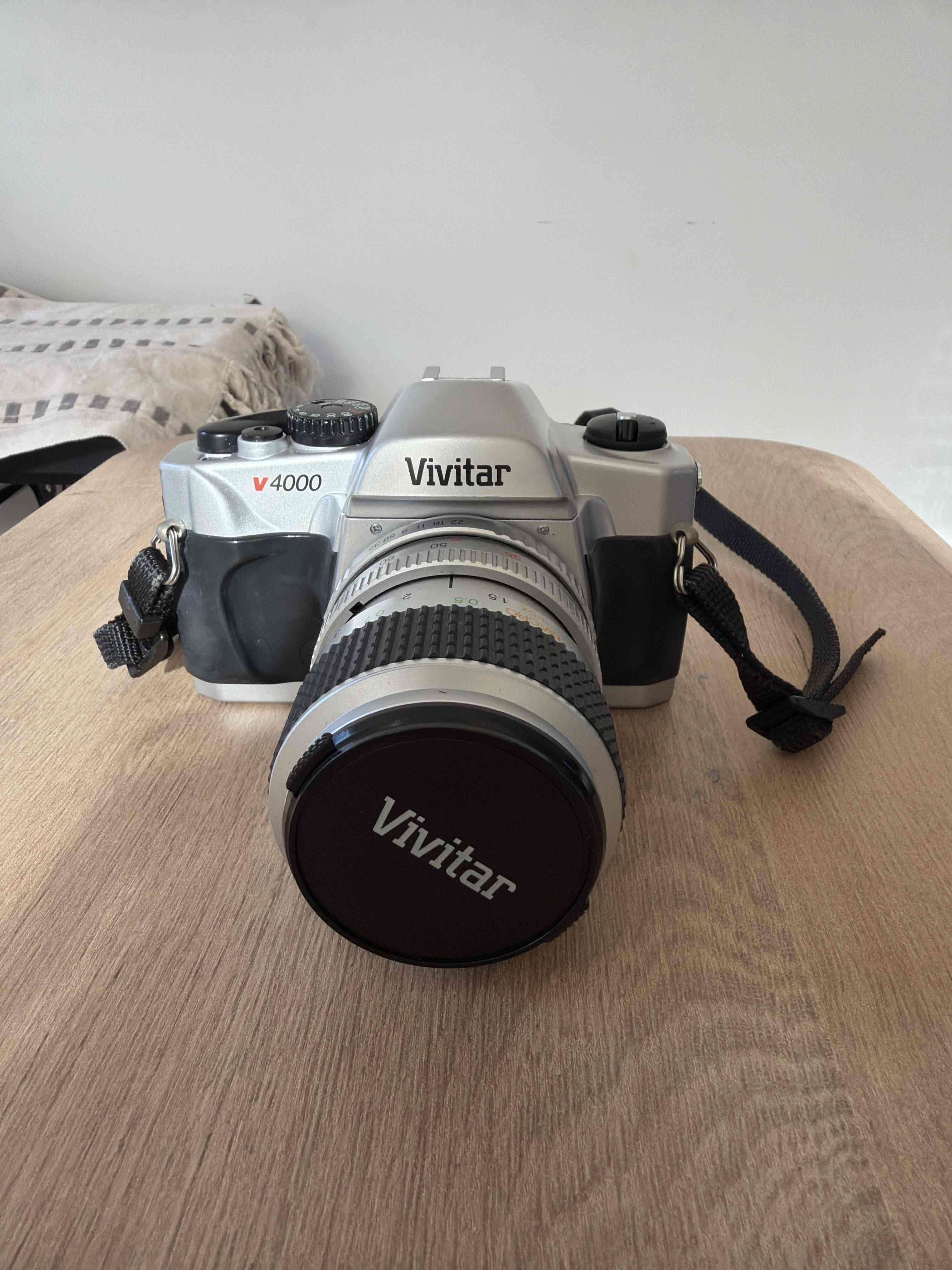 Cámara Vivitar V4000 analógica - miniatura 1