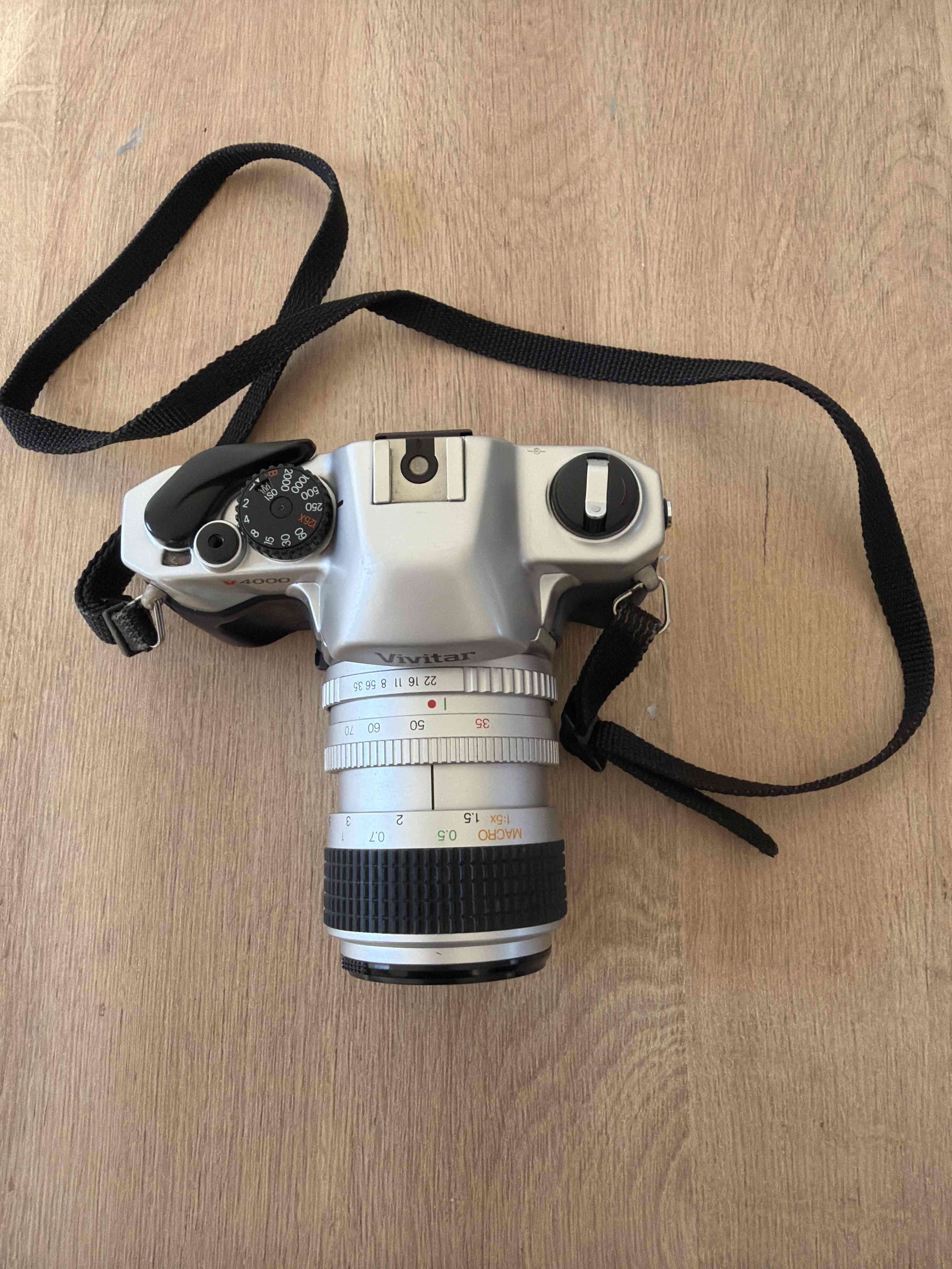 Cámara Vivitar V4000 analógica - miniatura 2