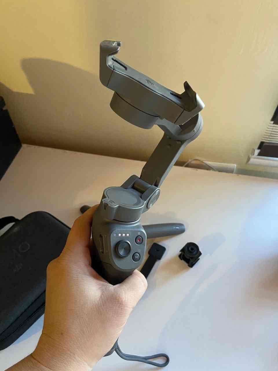 Estabilizador de cámara DJI Osmo - miniatura 3