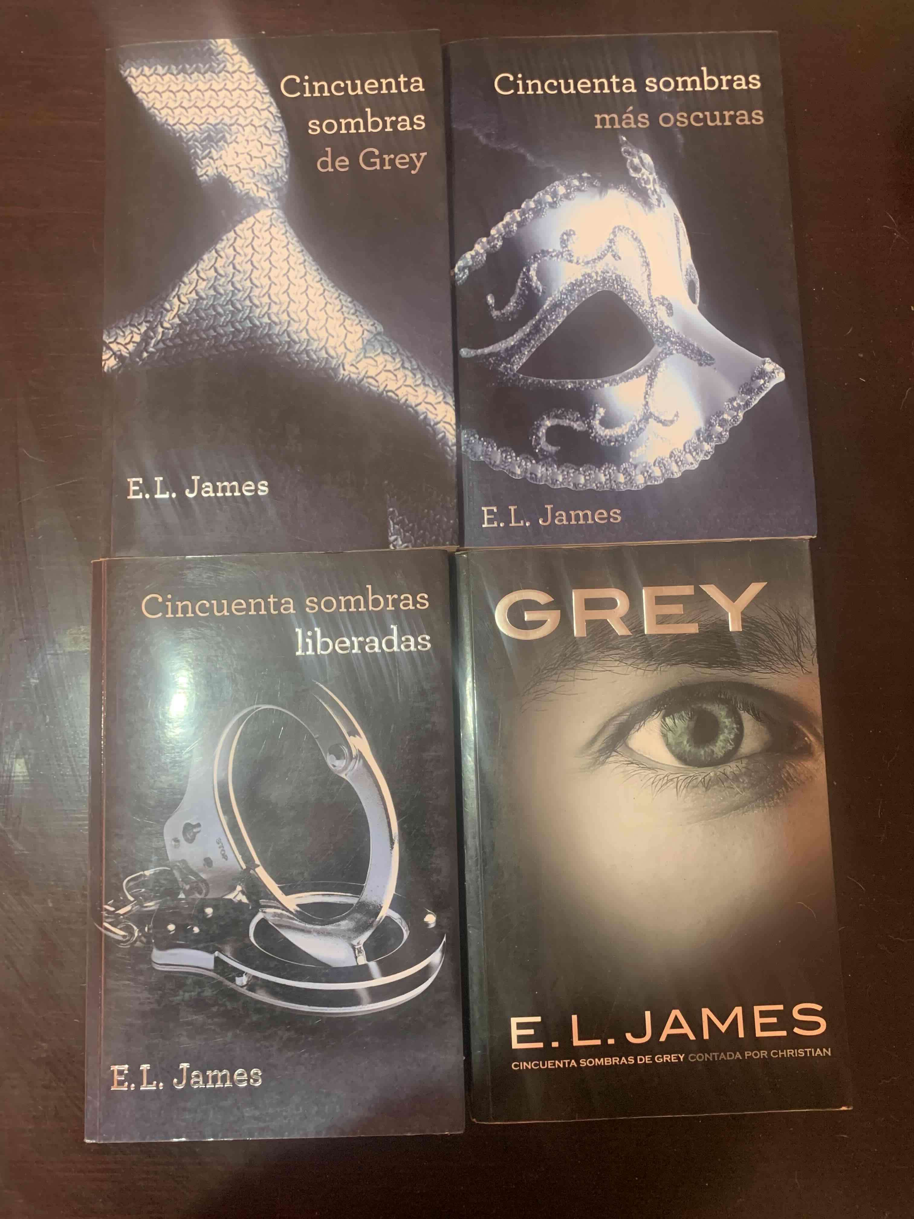 Colección Cincuenta Sombras de E.L. James - miniatura 1