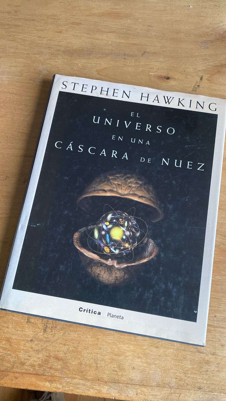 Libro El Universo en una Cáscara de Nuez