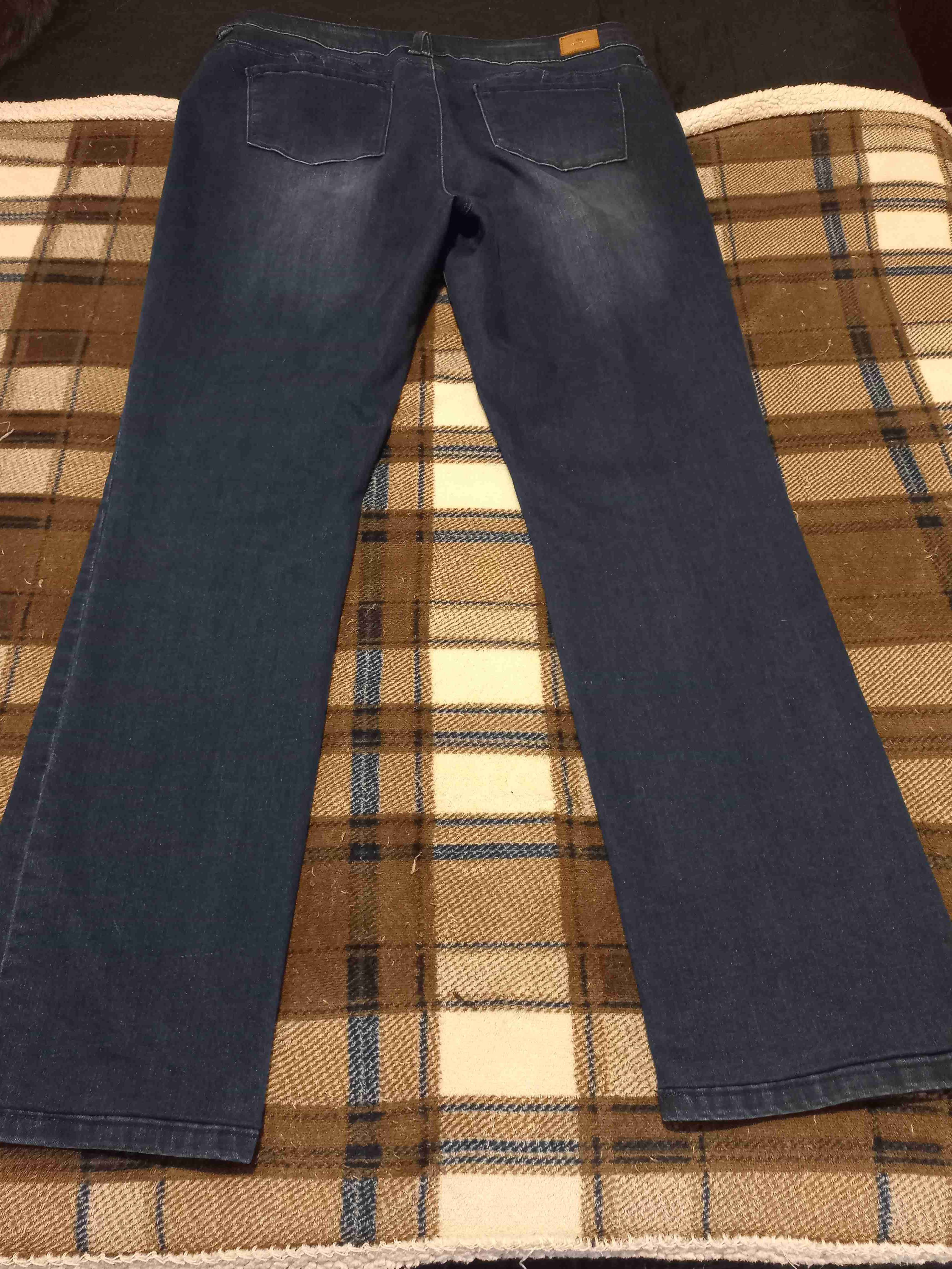 Jeans azul oscuro para mujer - miniatura 2