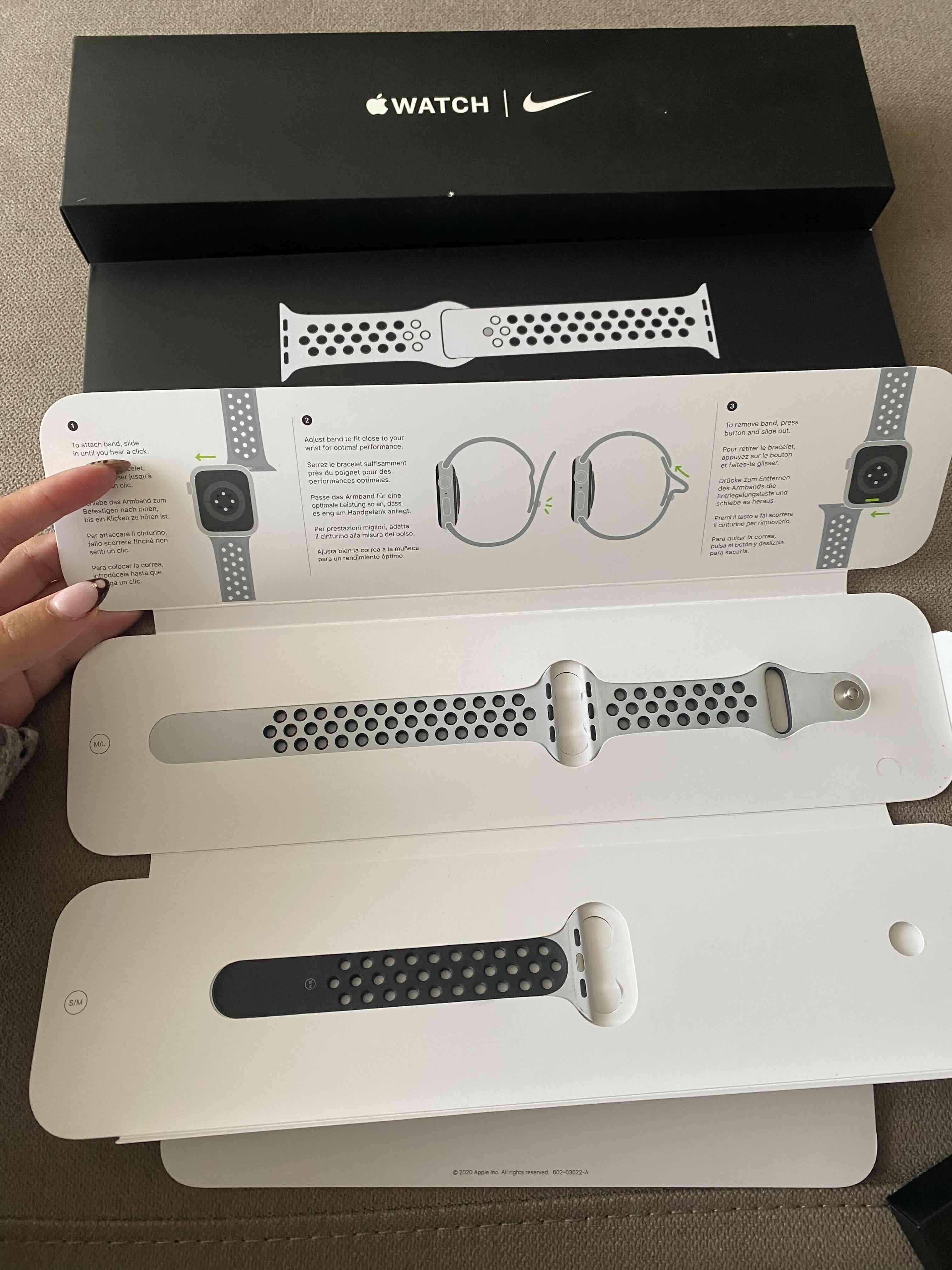 Vendo Apple Watch SE Nike de 40m - miniatura 4