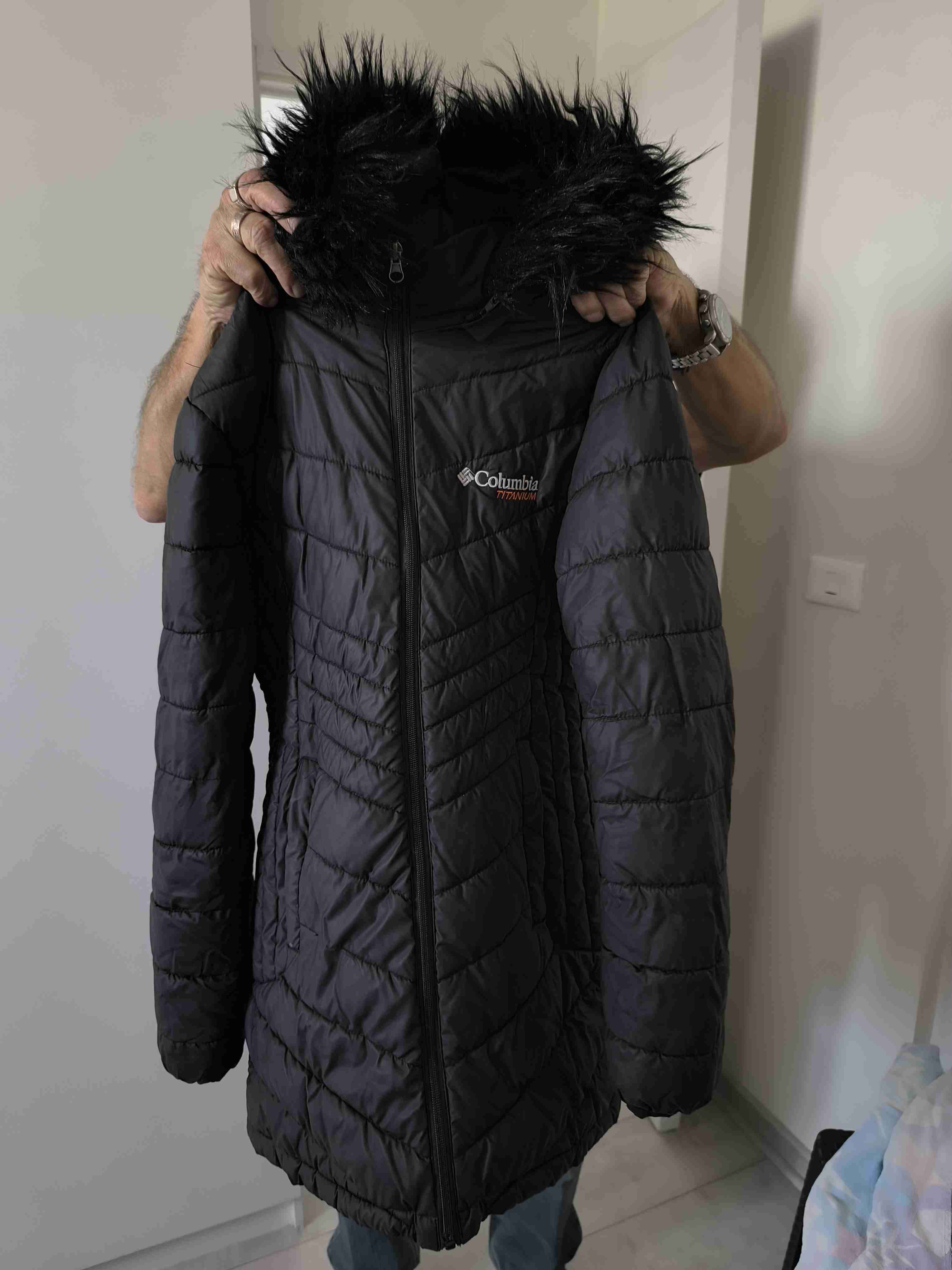 Parka Columbia y the north face negra con capucha - miniatura 1