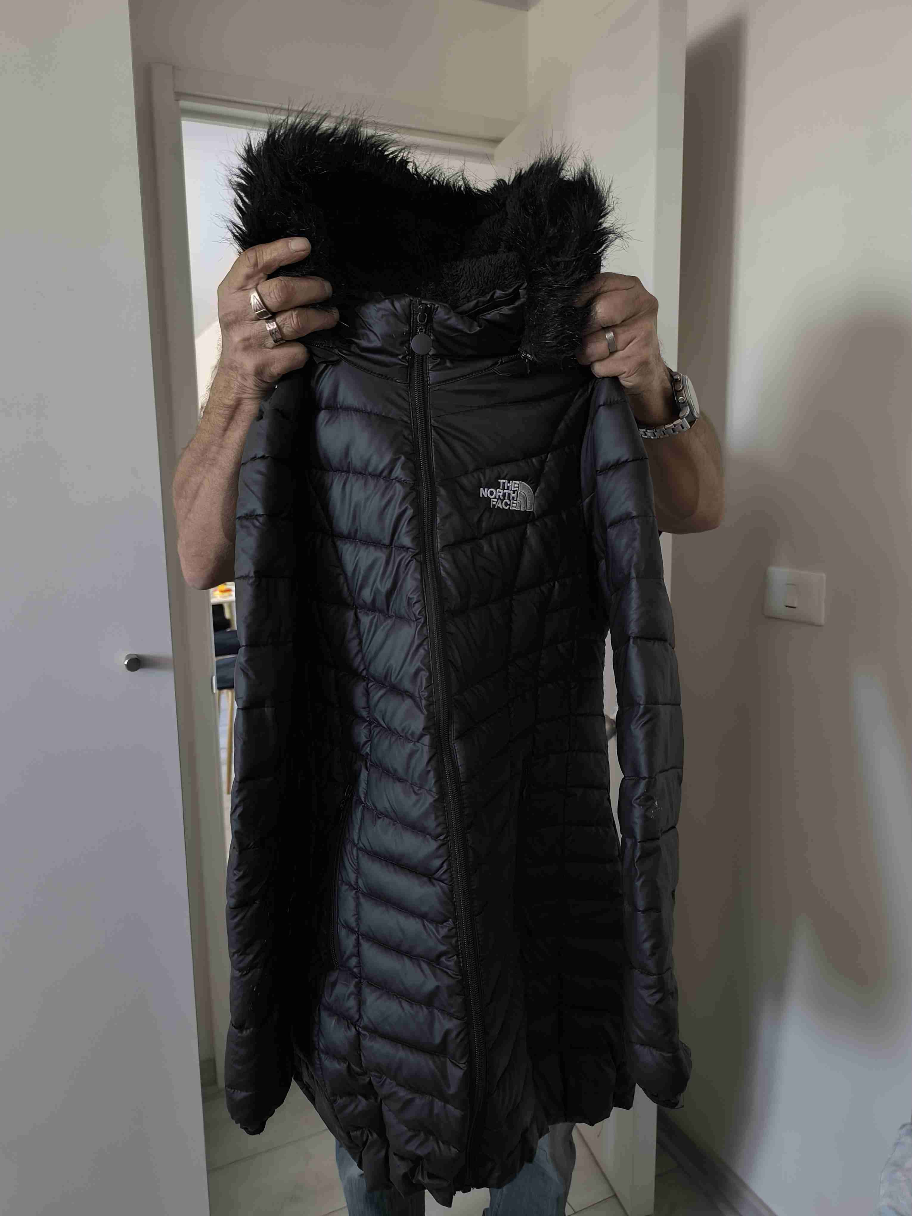 Parka Columbia y the north face negra con capucha - miniatura 4