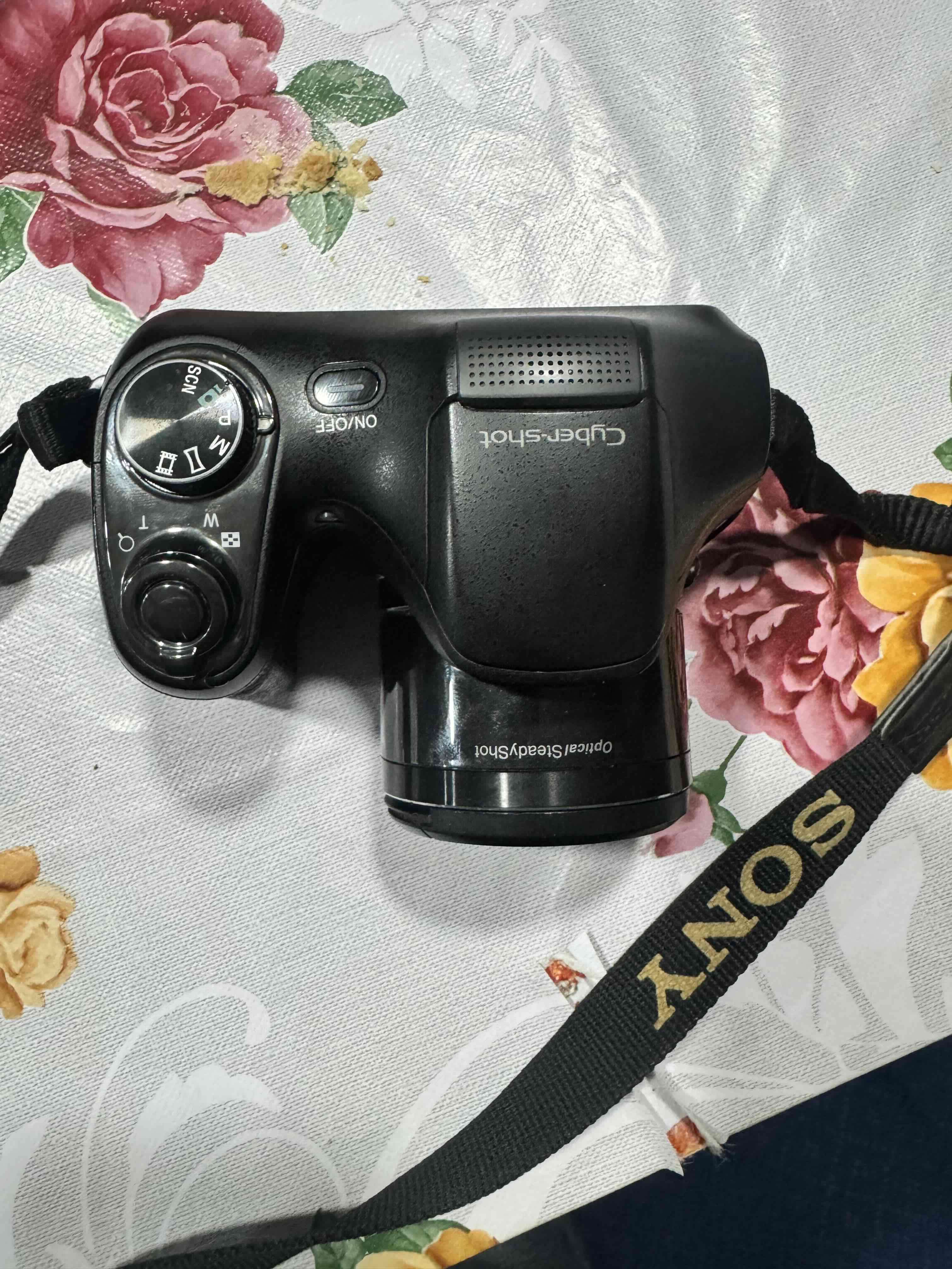 Cámara Sony con flash integrado - miniatura 4