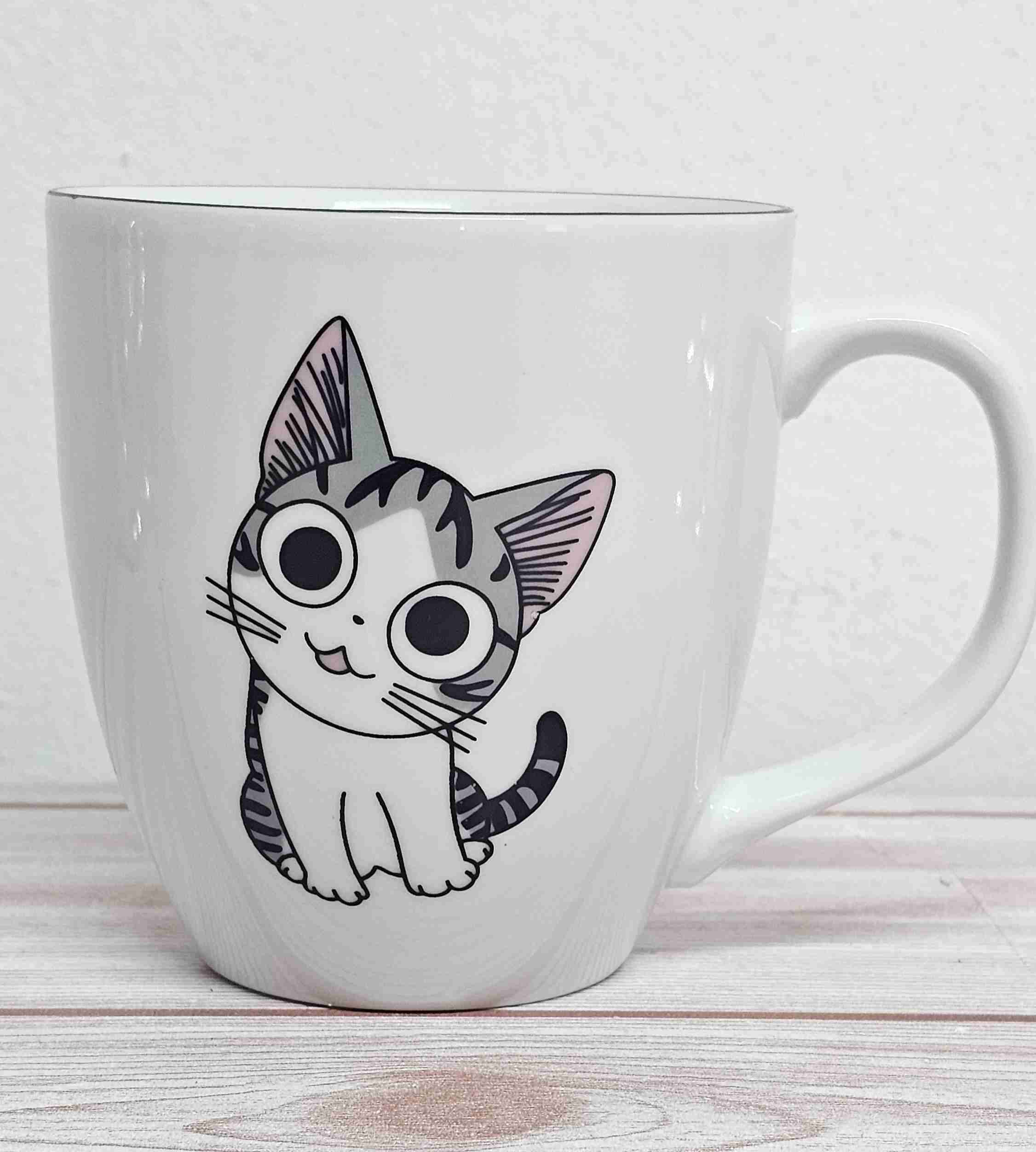 Taza blanca con diseño de la GATA CHI - miniatura 3