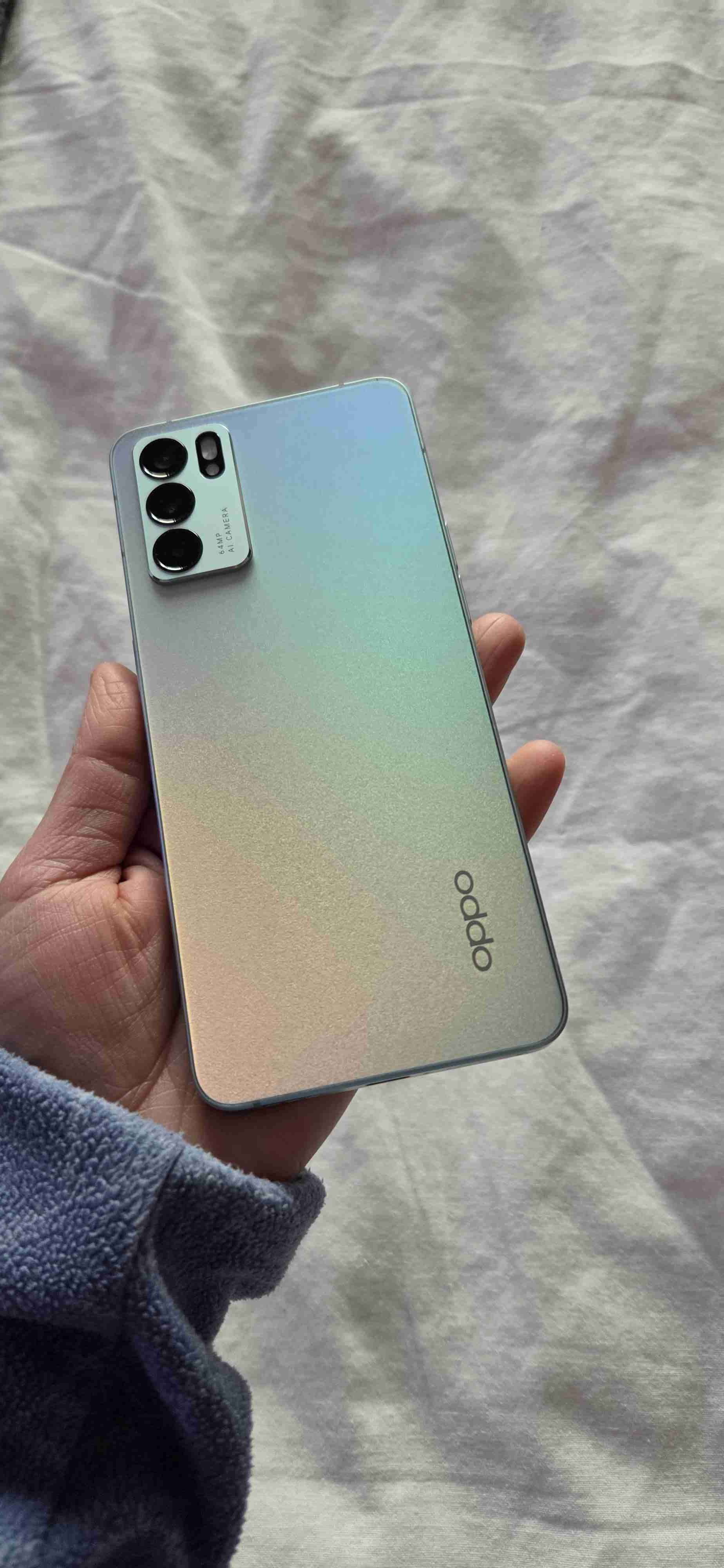 Smartphone Oppo color tornasol - miniatura 1