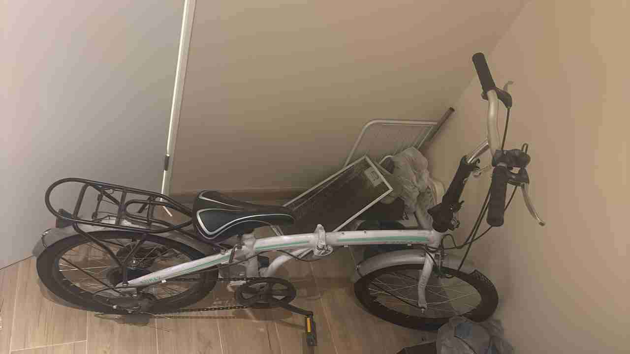 Bicicleta plegable blanca - miniatura 2