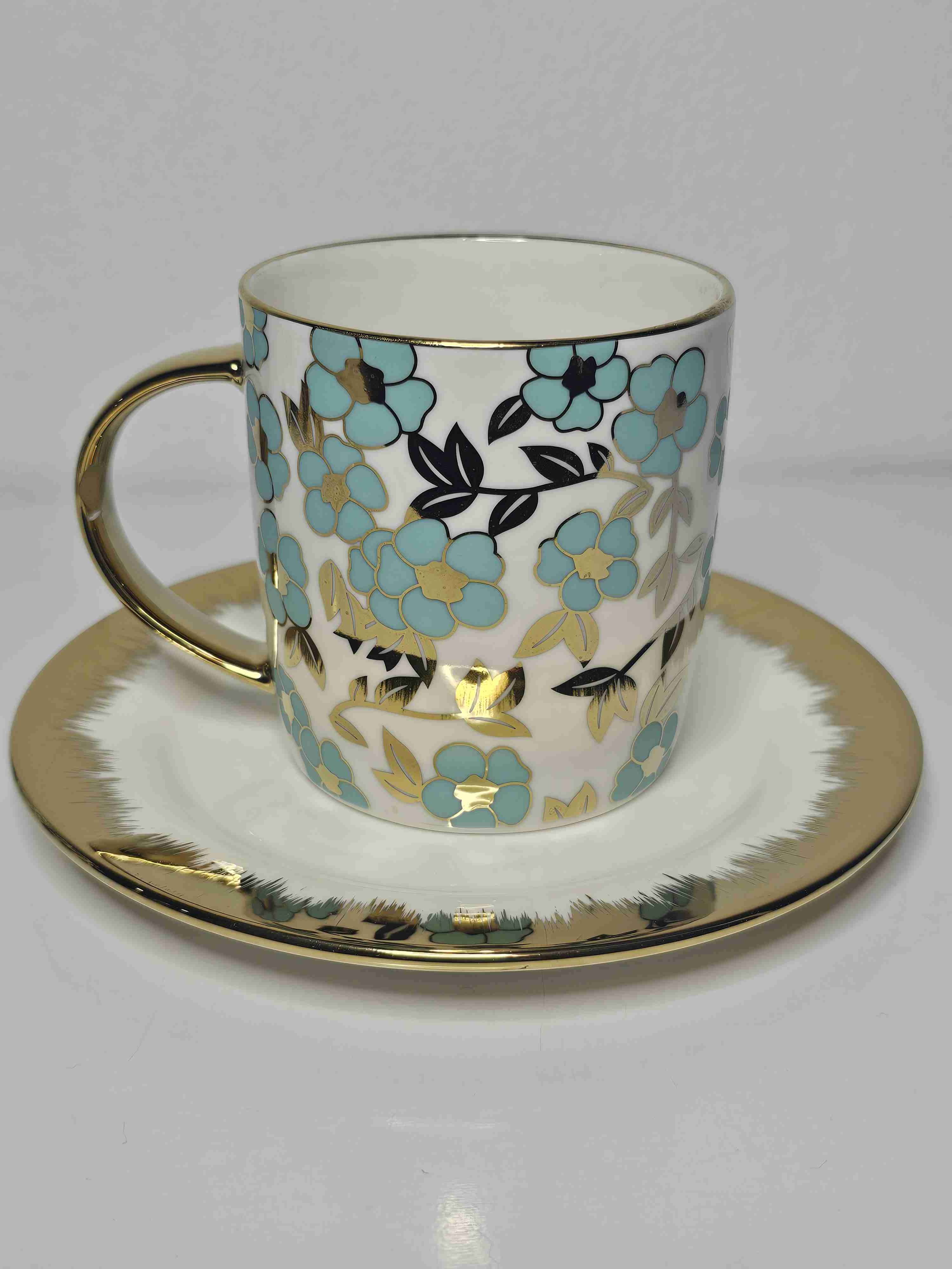 Taza floral con bordes dorados - miniatura 2