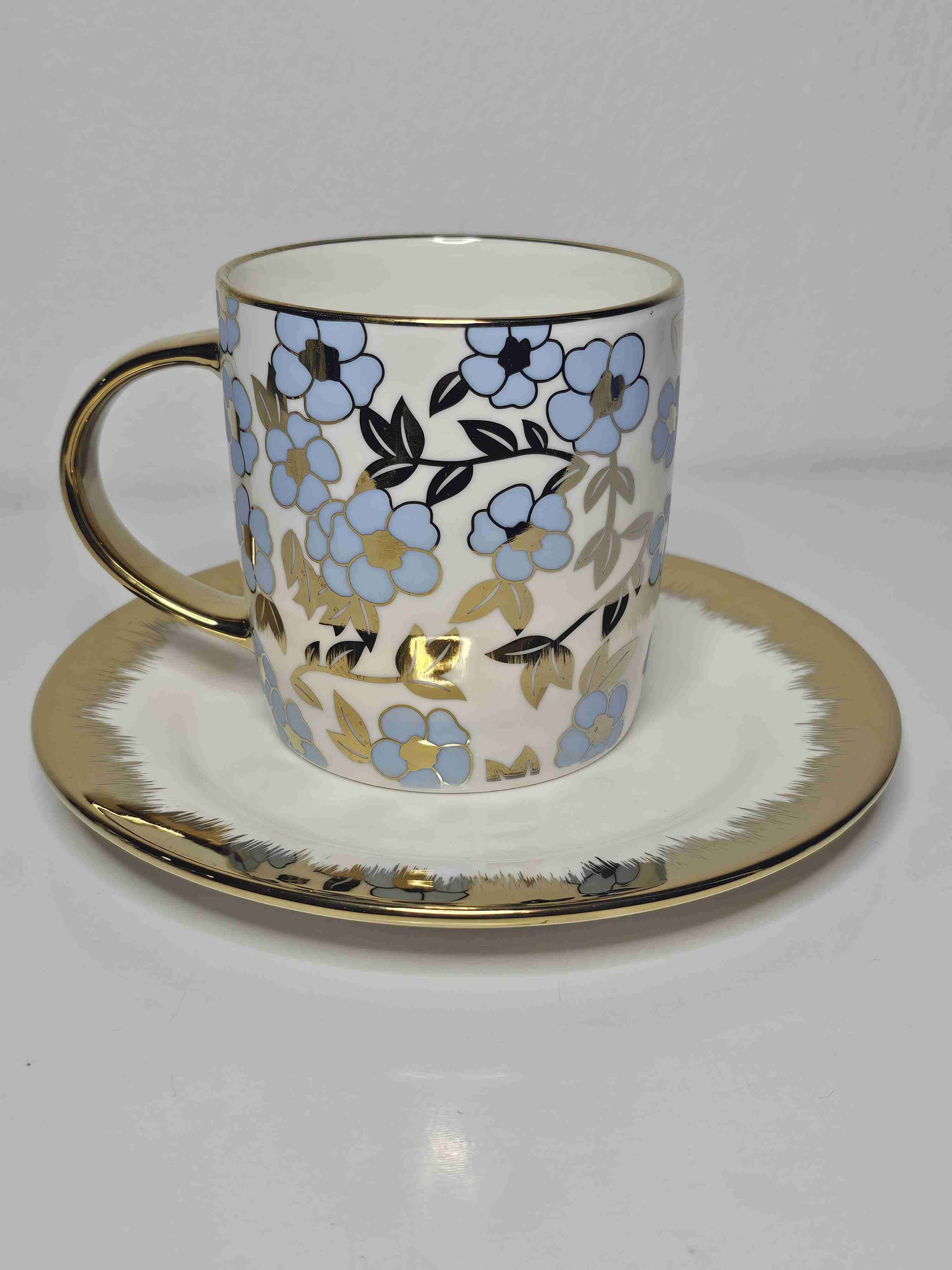 Taza floral con bordes dorados - miniatura 3