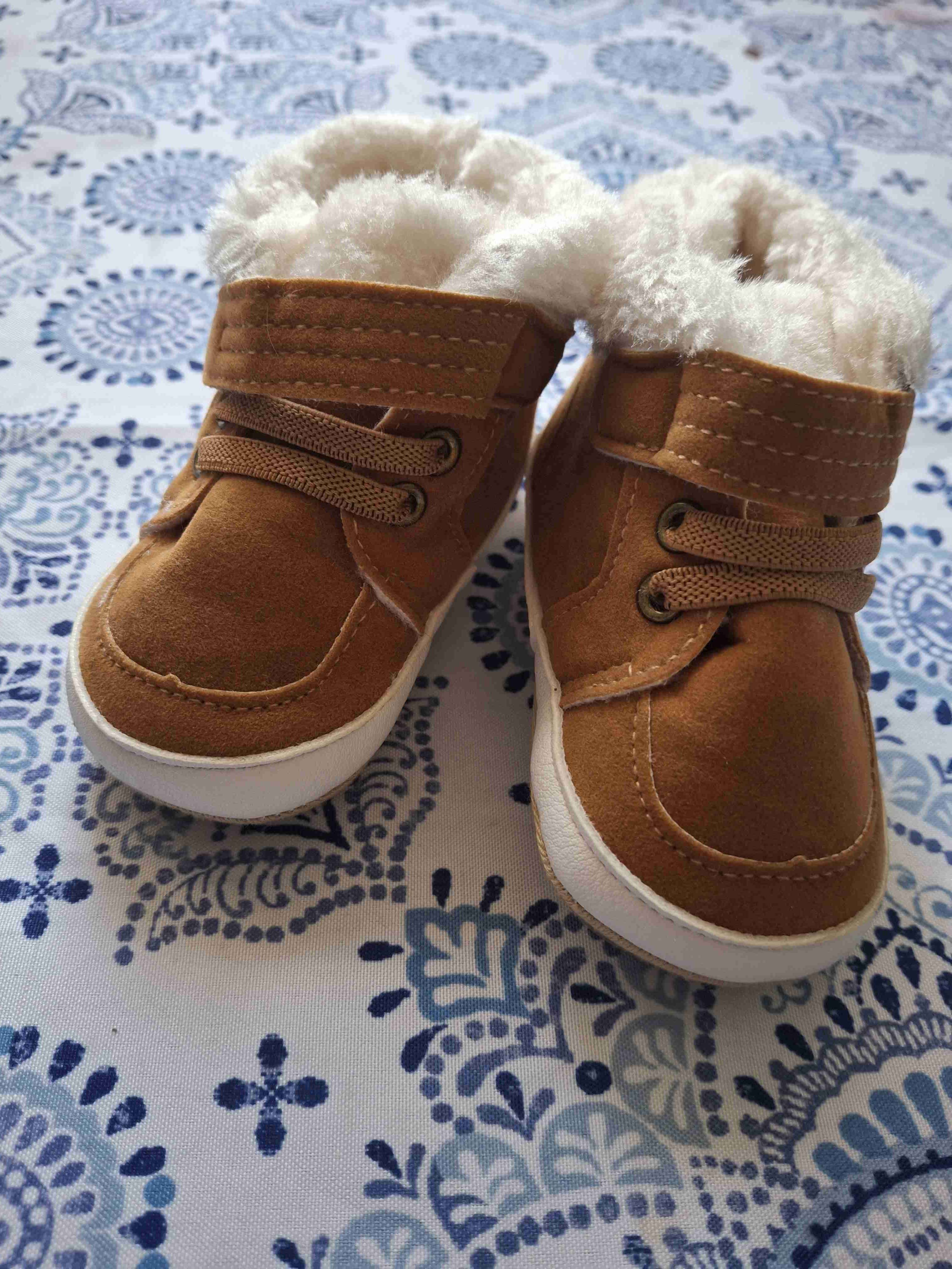Botines de bebé marrones