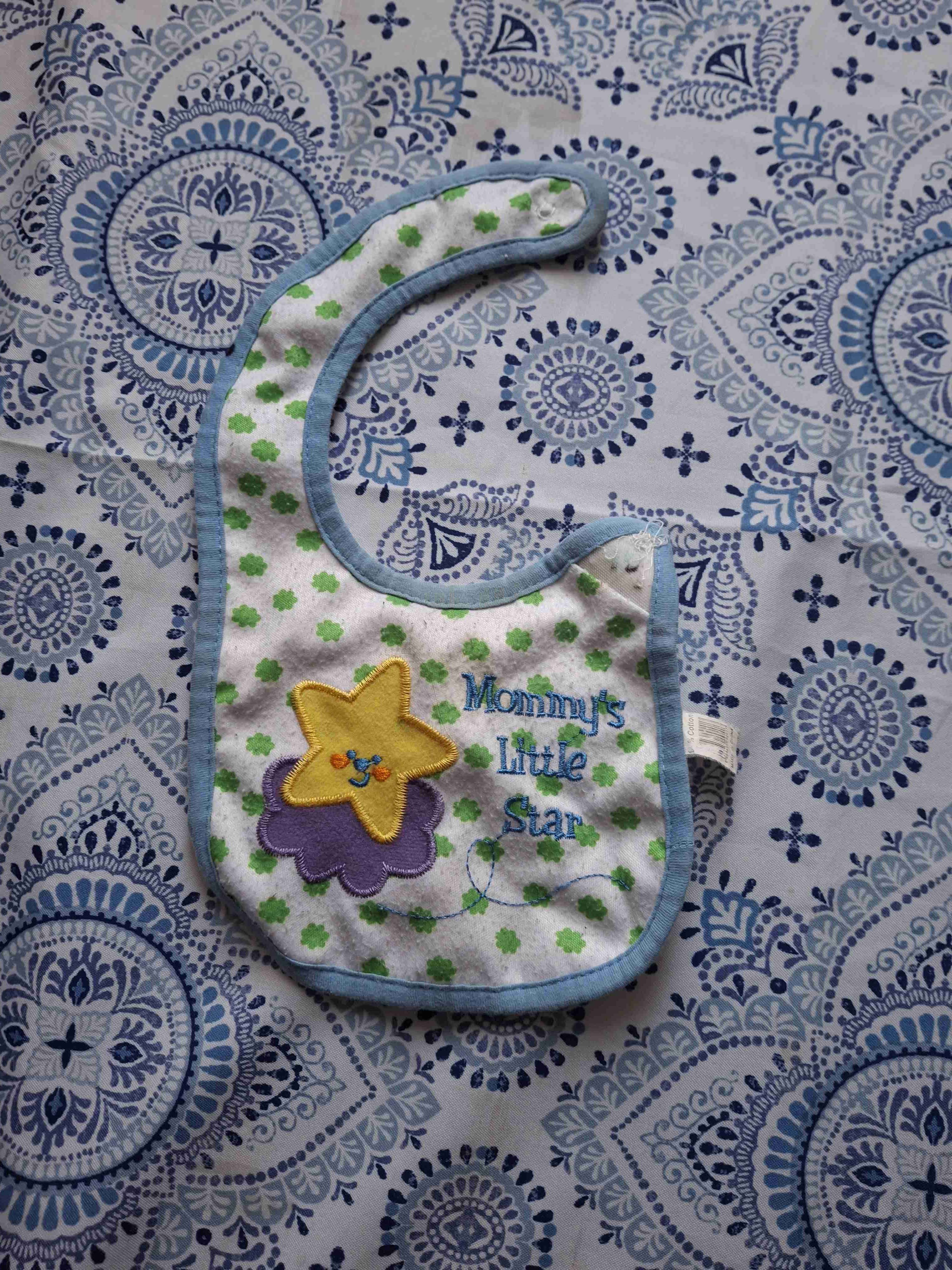Babero de bebé con diseños - miniatura 3
