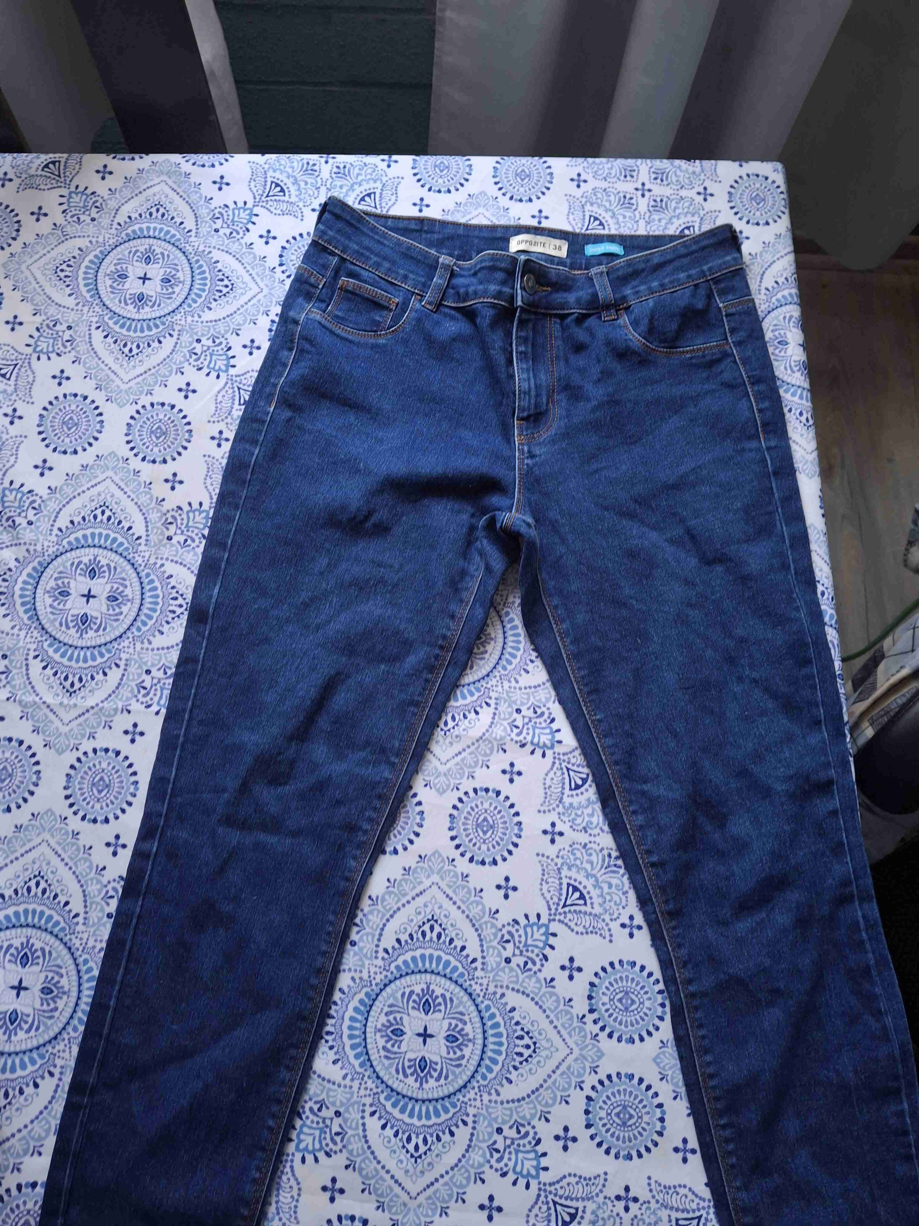 Jeans azul clásico para mujer