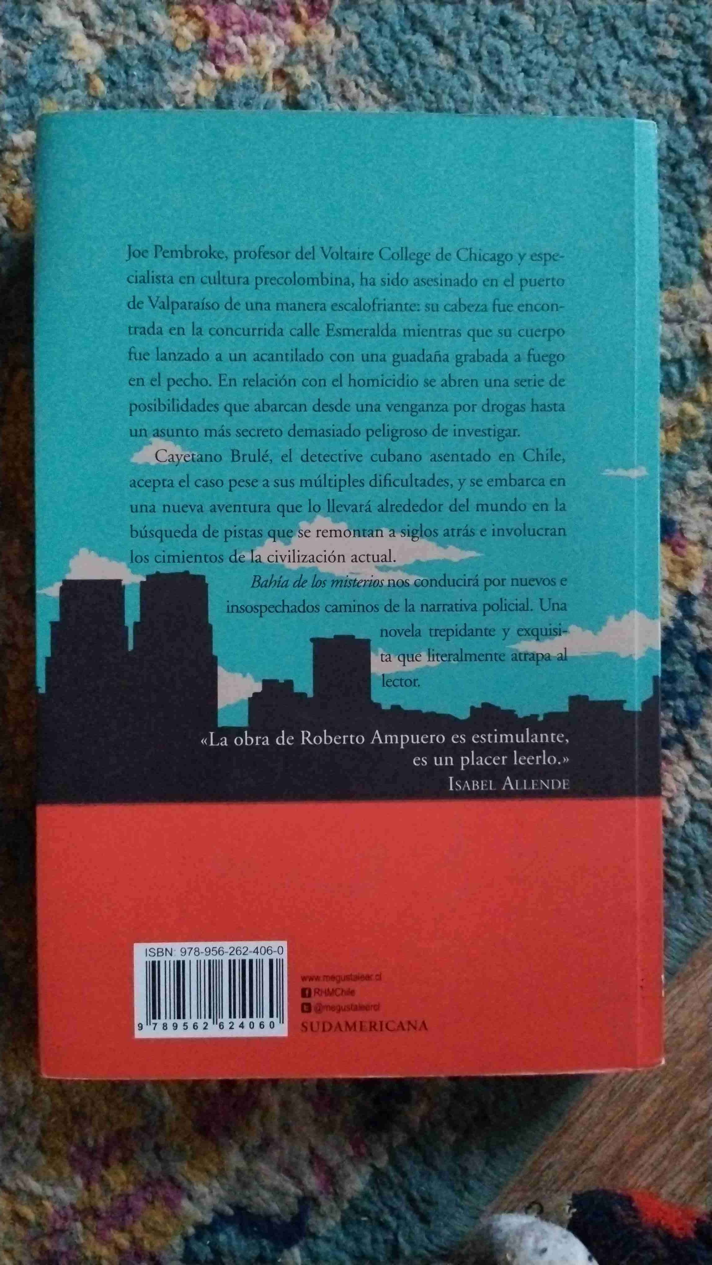 Libro 'Bahía de los misterios' - miniatura 2