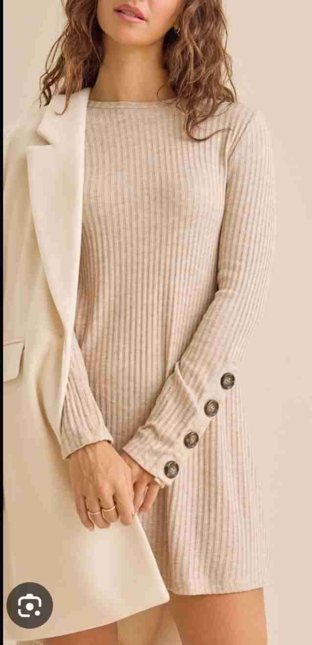 Vestido beige con botones - miniatura 2