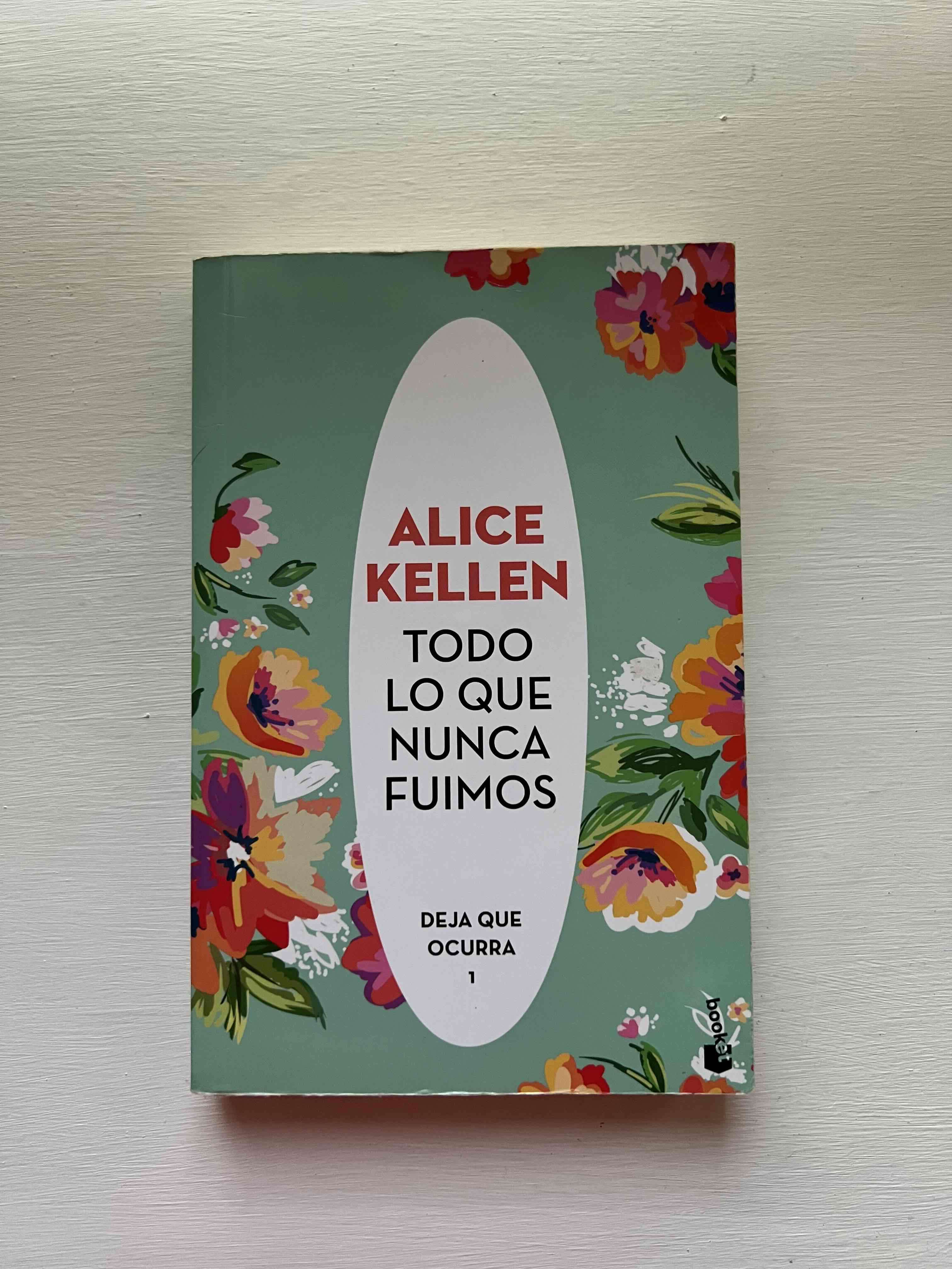 Libro 'Todo lo que nunca fuimos' - miniatura 1