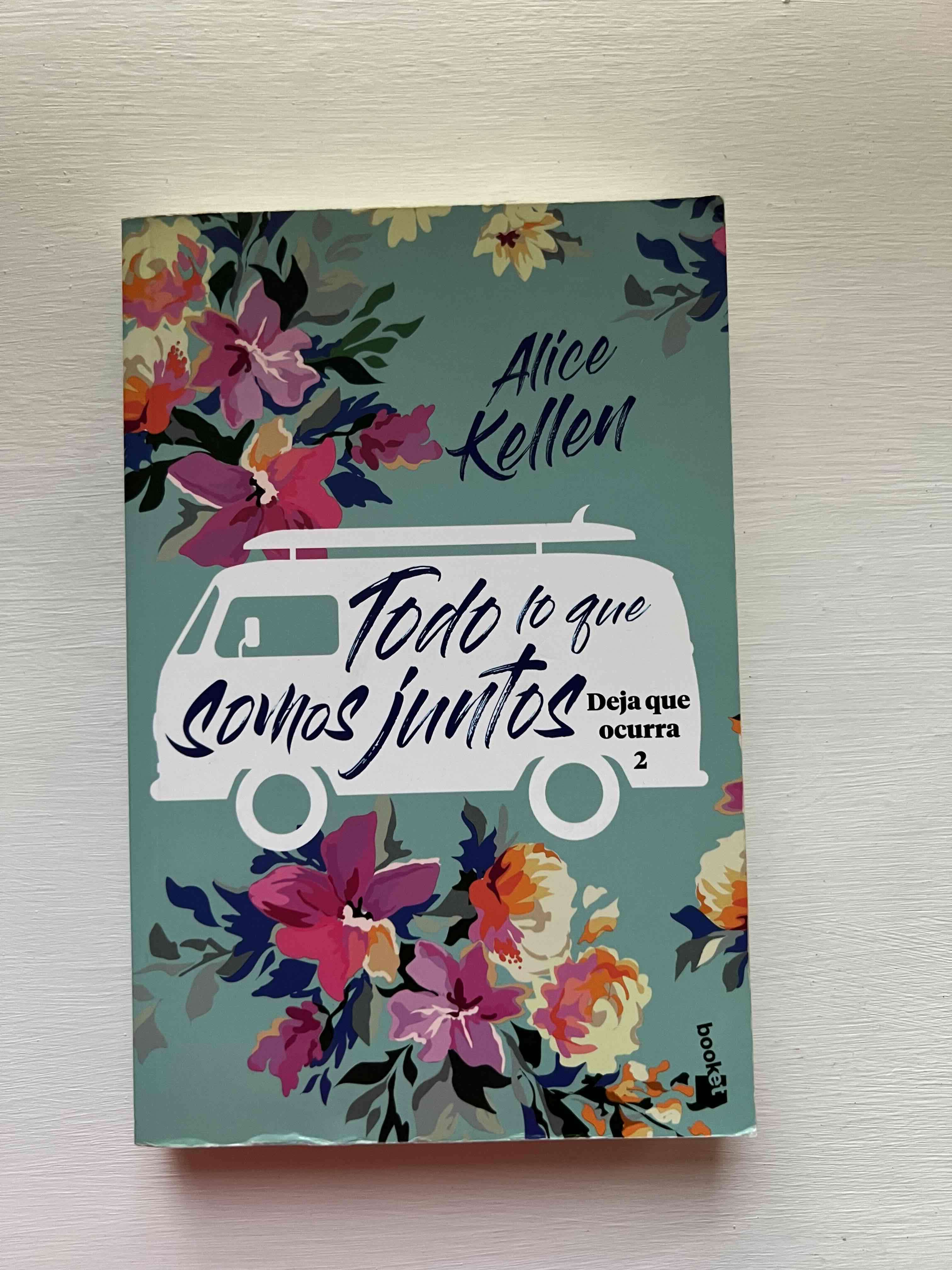 Libro 'Todo lo que somos juntos' - miniatura 1