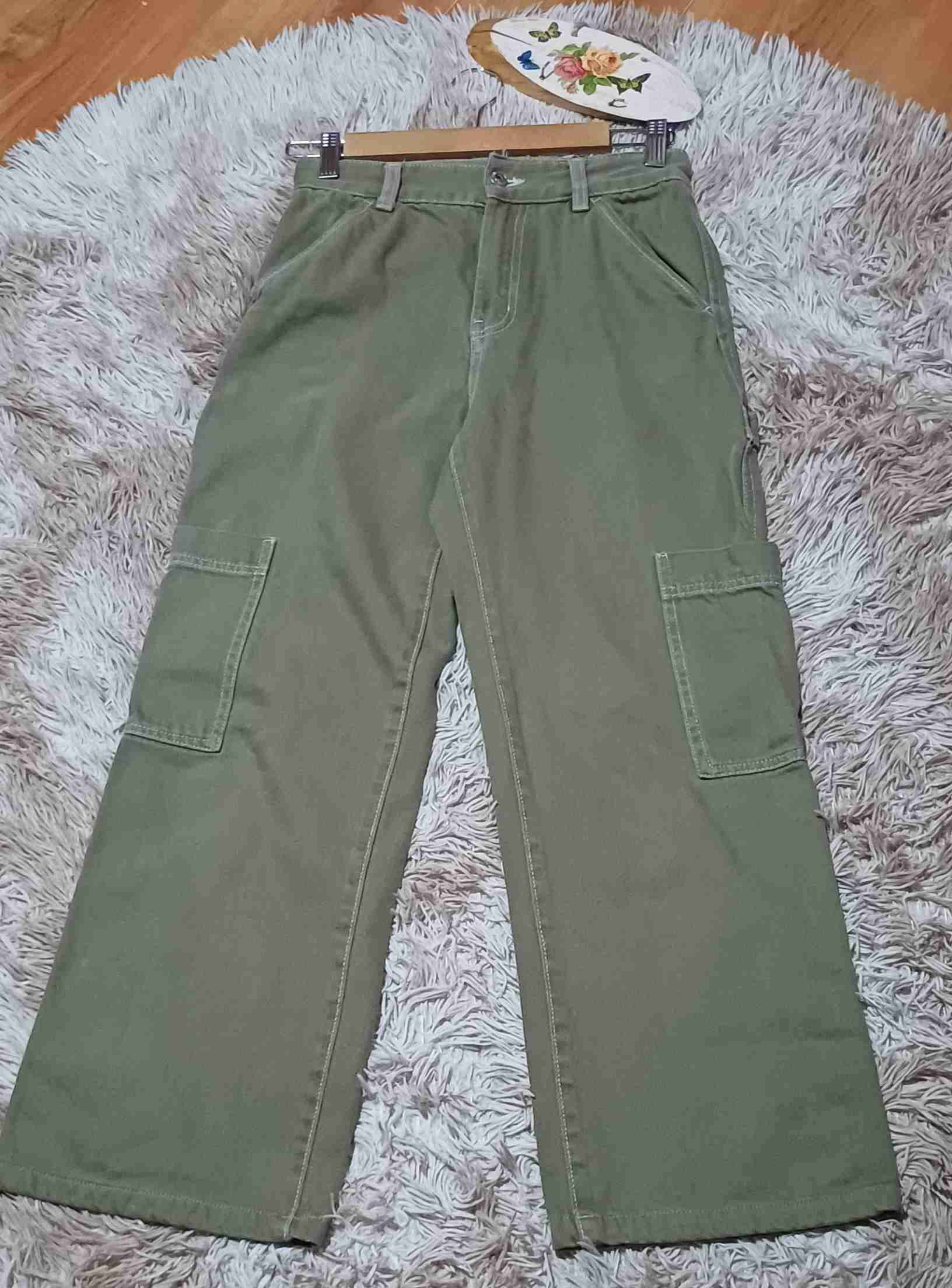 Pantalón cargo verde militar
