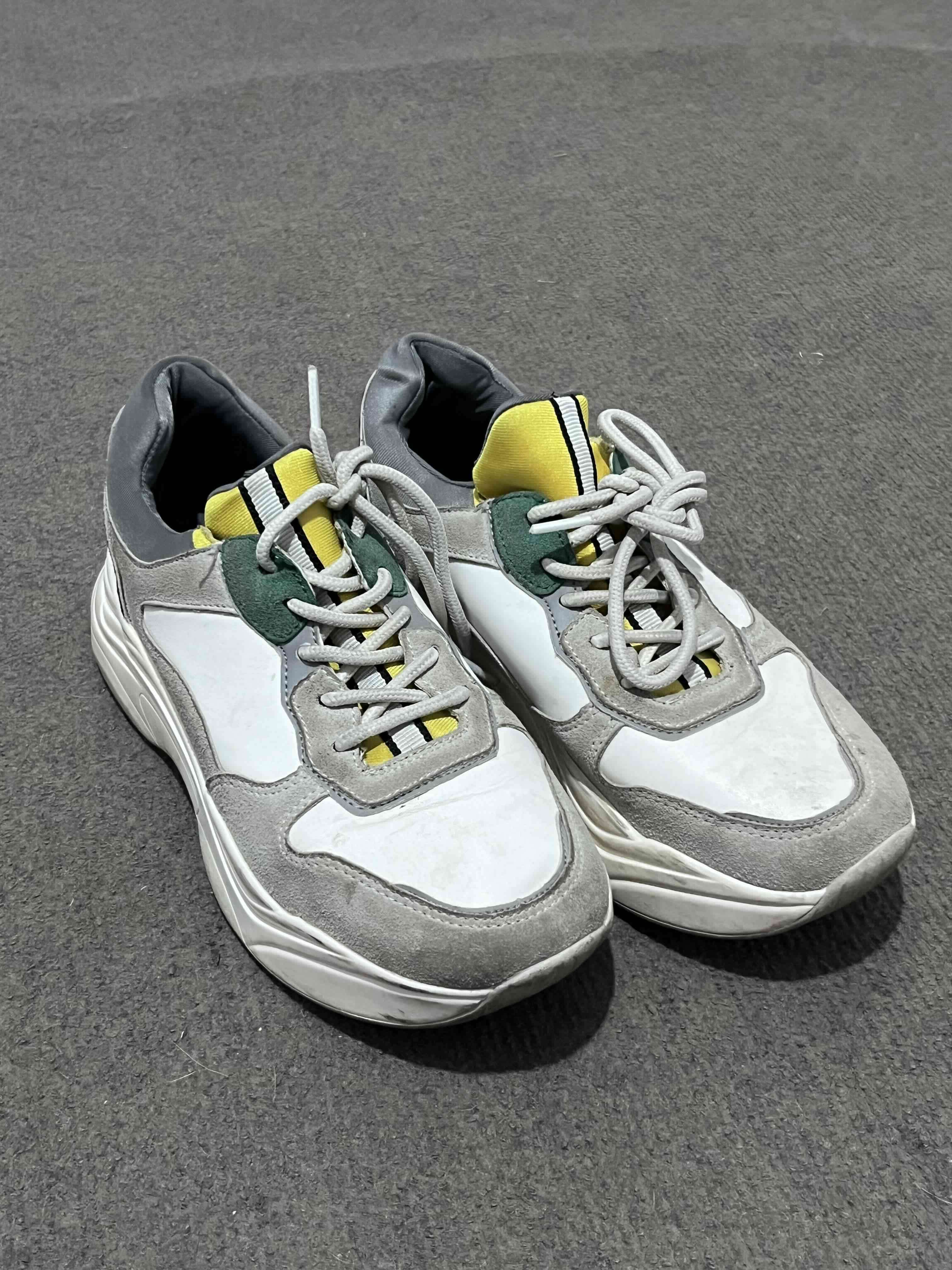 Zapatillas marca Detogni talla 36 - miniatura 1