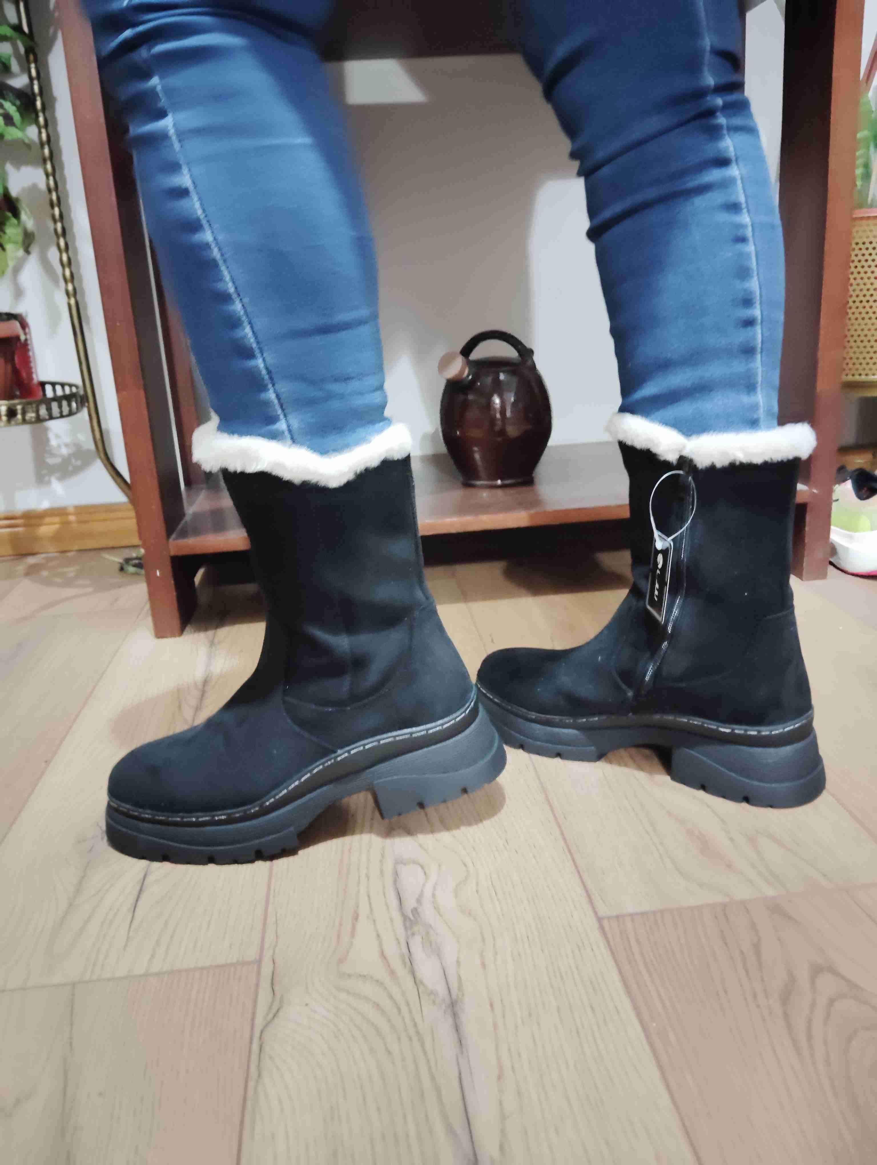 Botas negras con forro polar - miniatura 2
