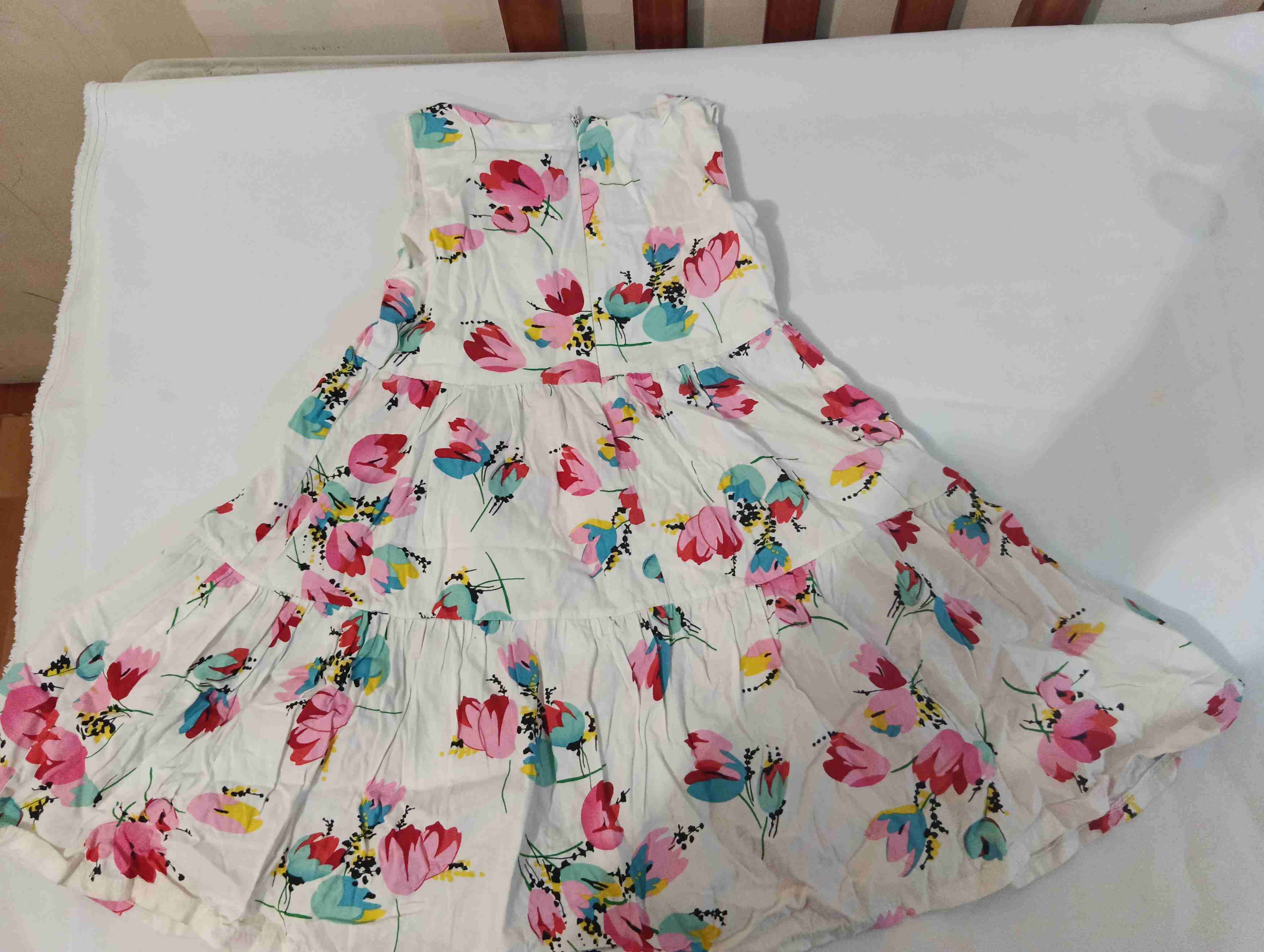 Vestido infantil floral colorido - miniatura 2