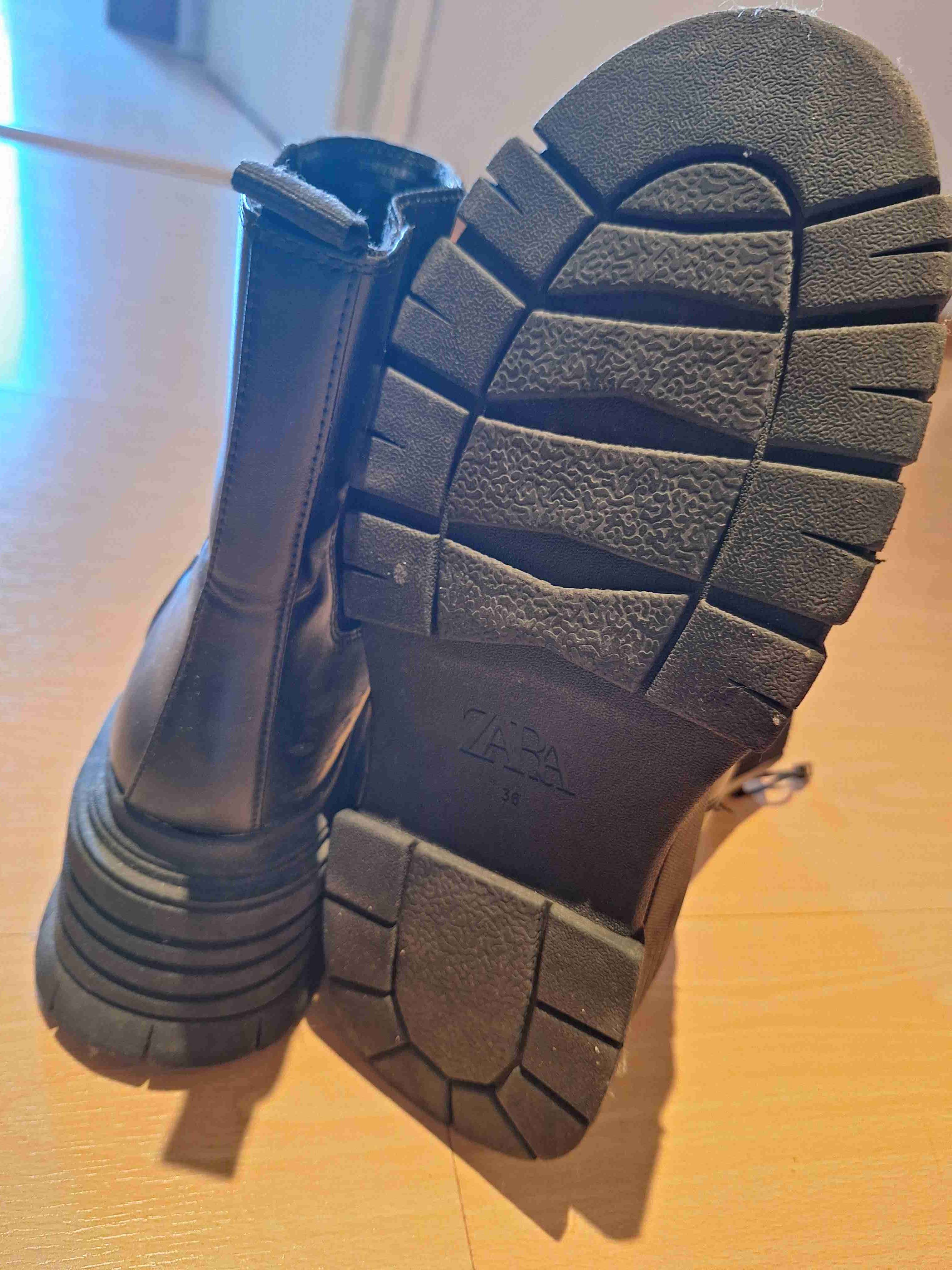 Botines negros de cuero - miniatura 3
