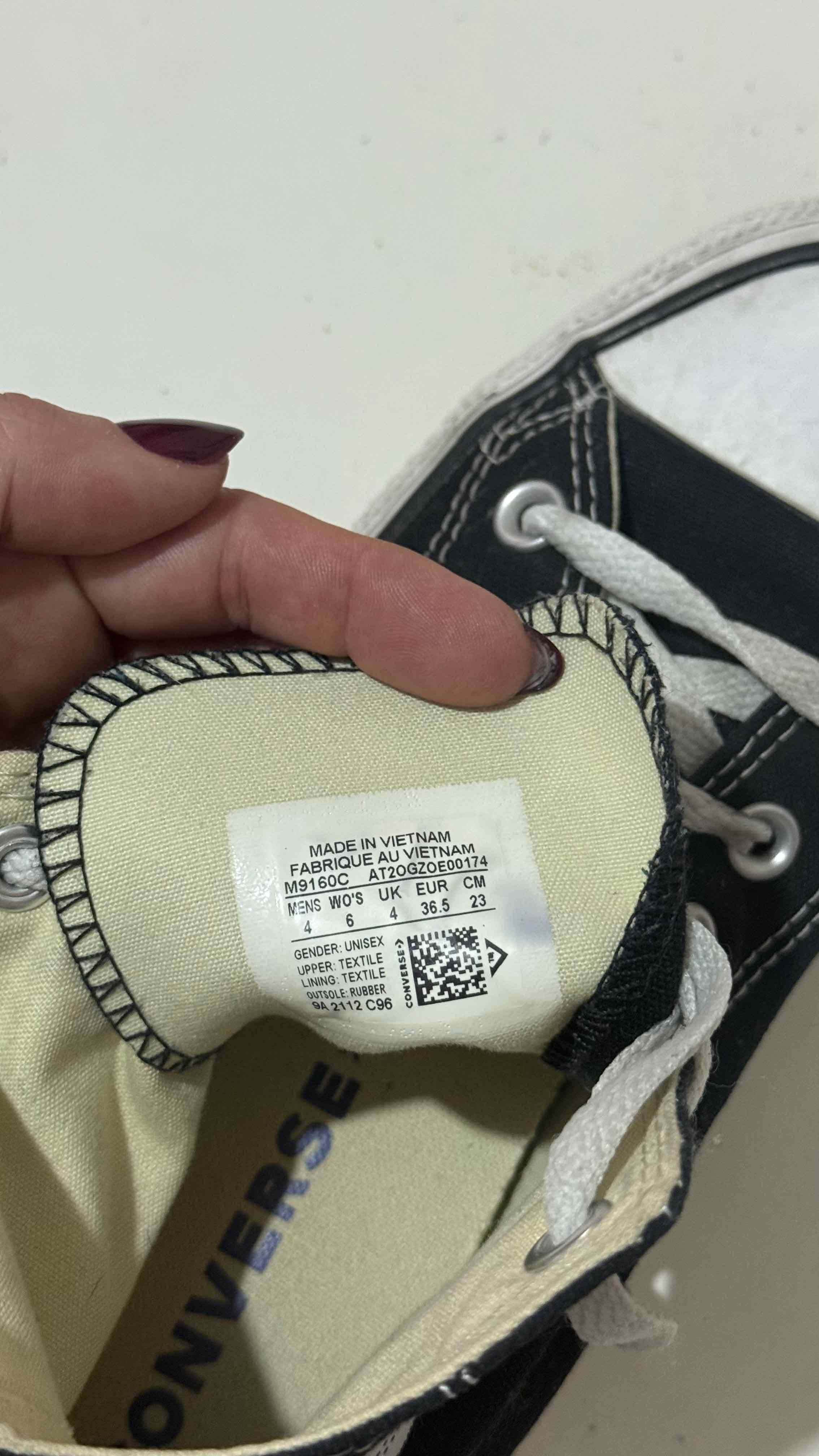 Zapatillas negras de tela - miniatura 3