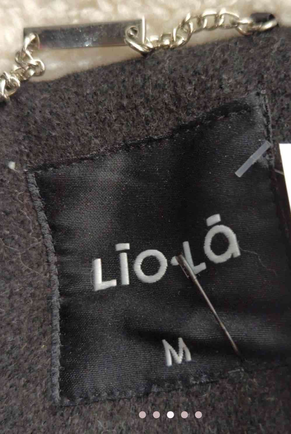Abrigo negro con interior de sherpa - miniatura 3