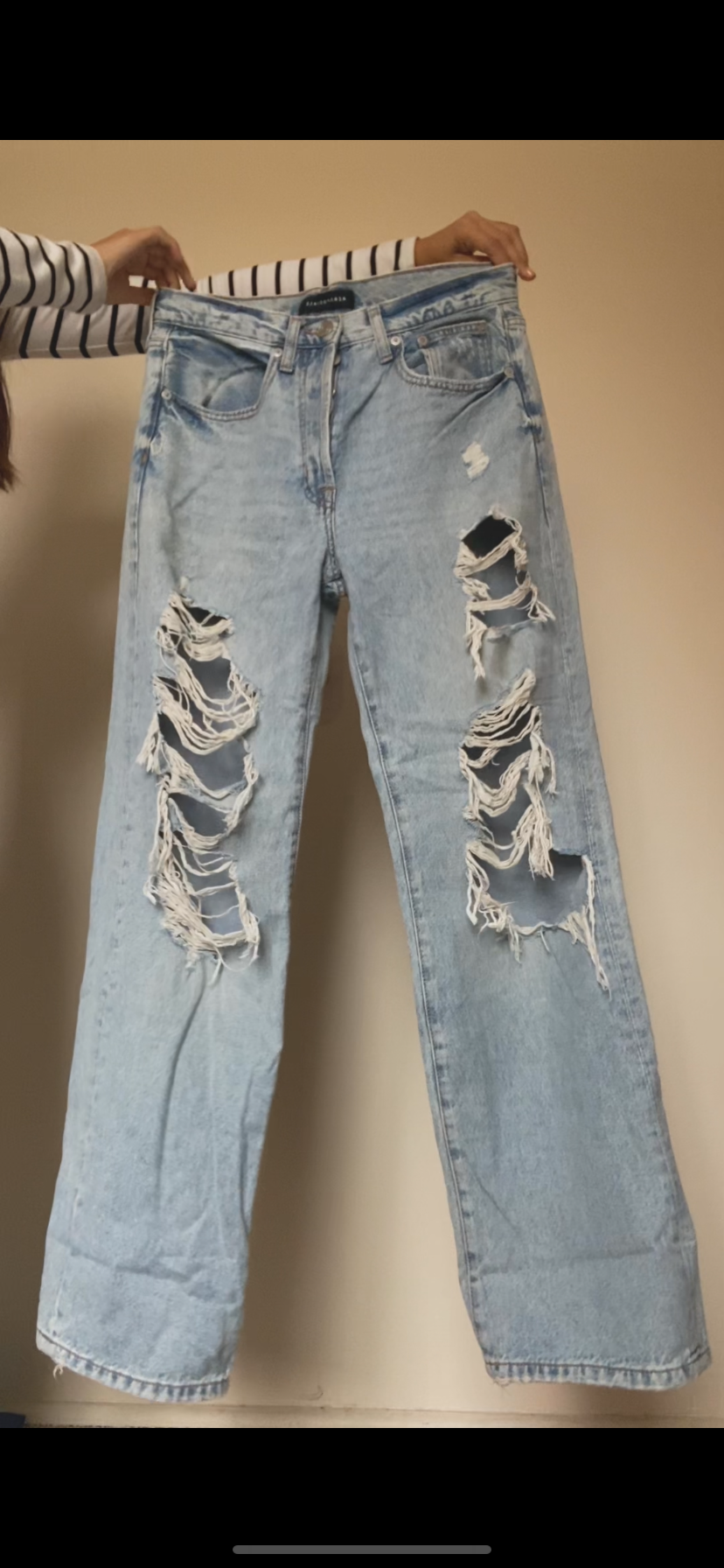 Jeans desgastados celeste - miniatura 1