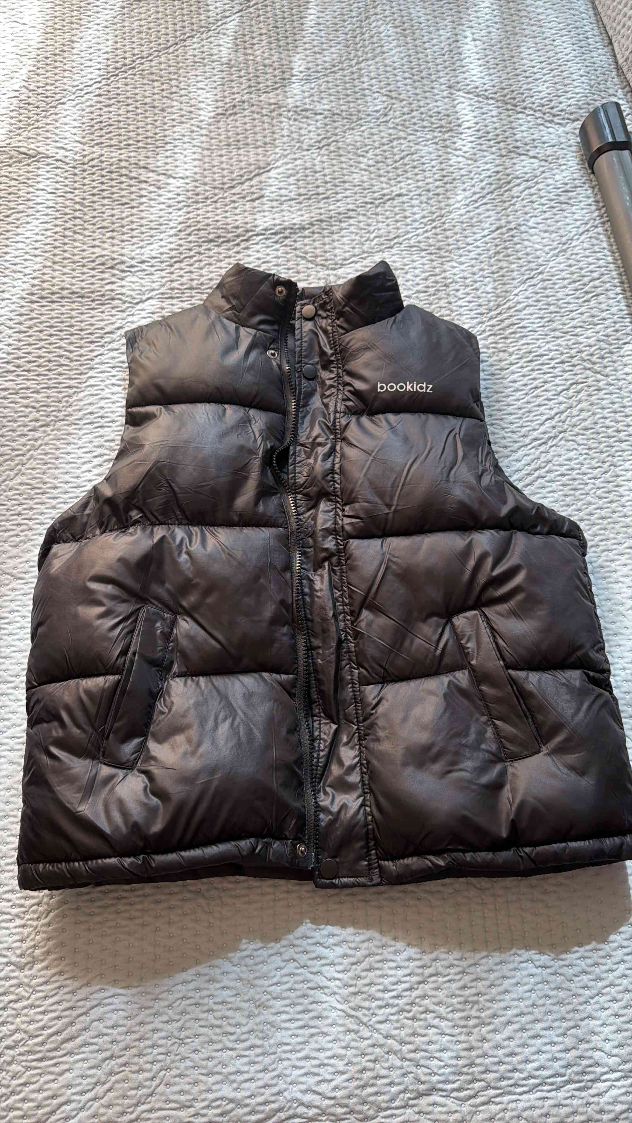 Chaleco acolchado negro Bookidz