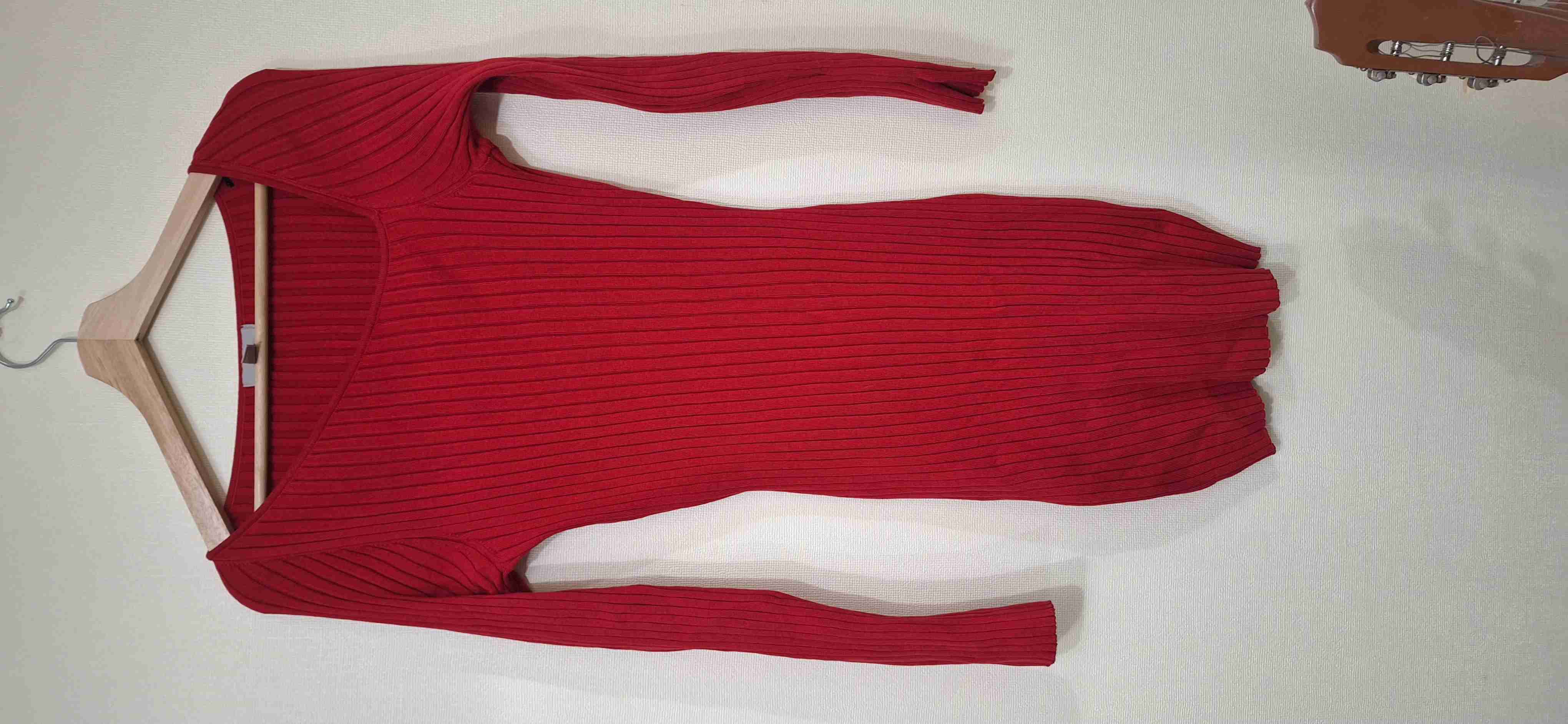 Vestido rojo ajustado - miniatura 1