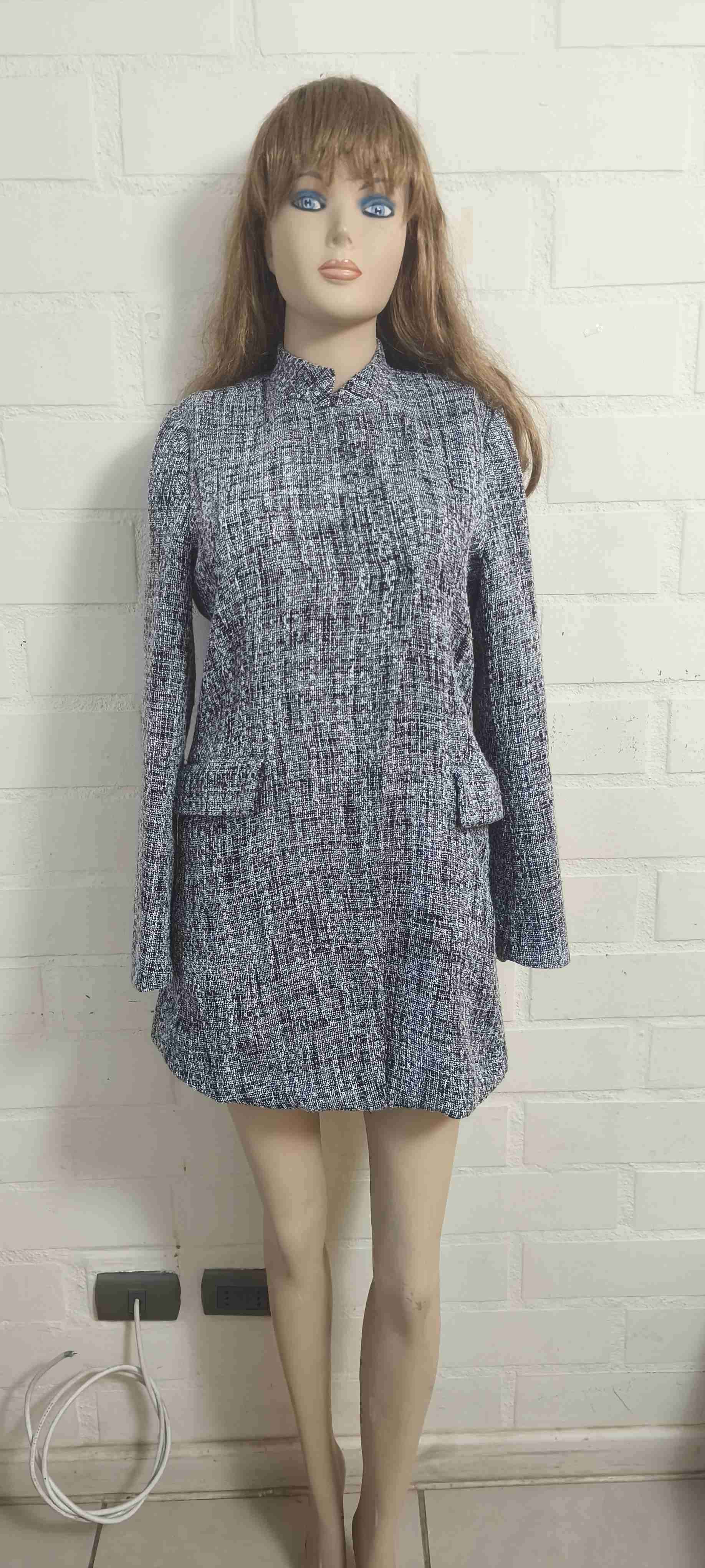 Vestido elegante gris