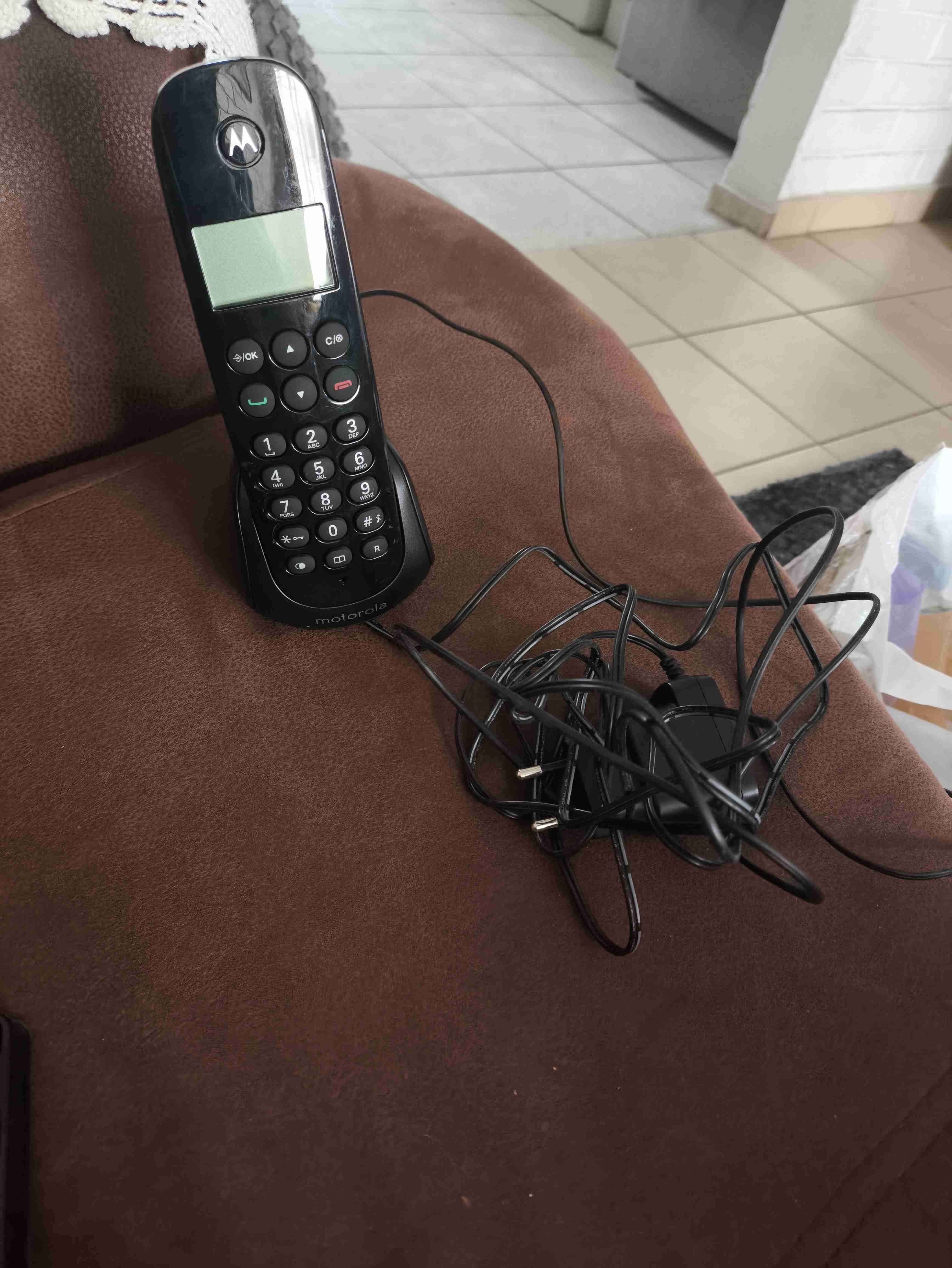 Teléfono Inalámbrico Motorola - Funcional y en bue - miniatura 2