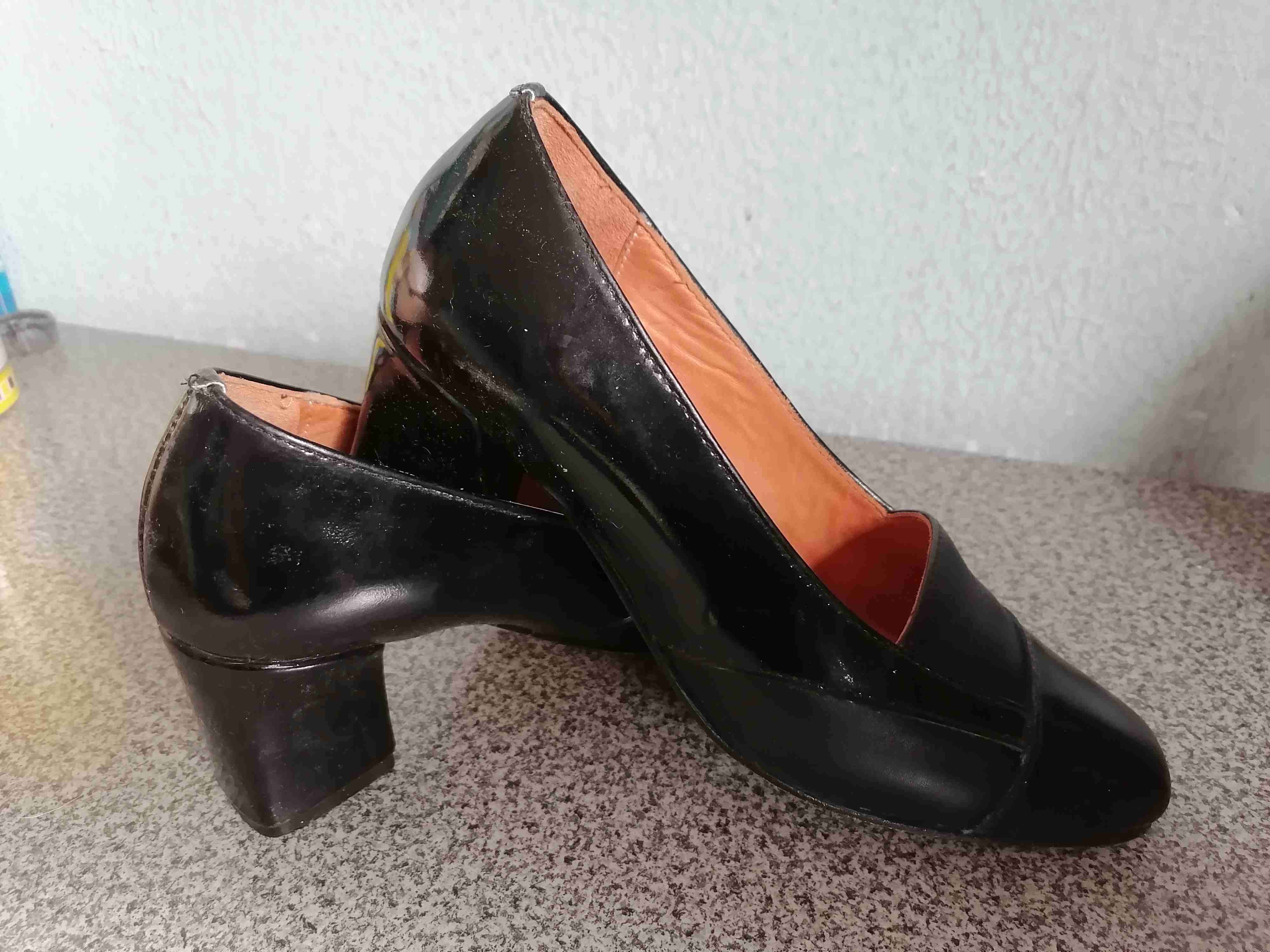 Zapatos negros de cuero - miniatura 2